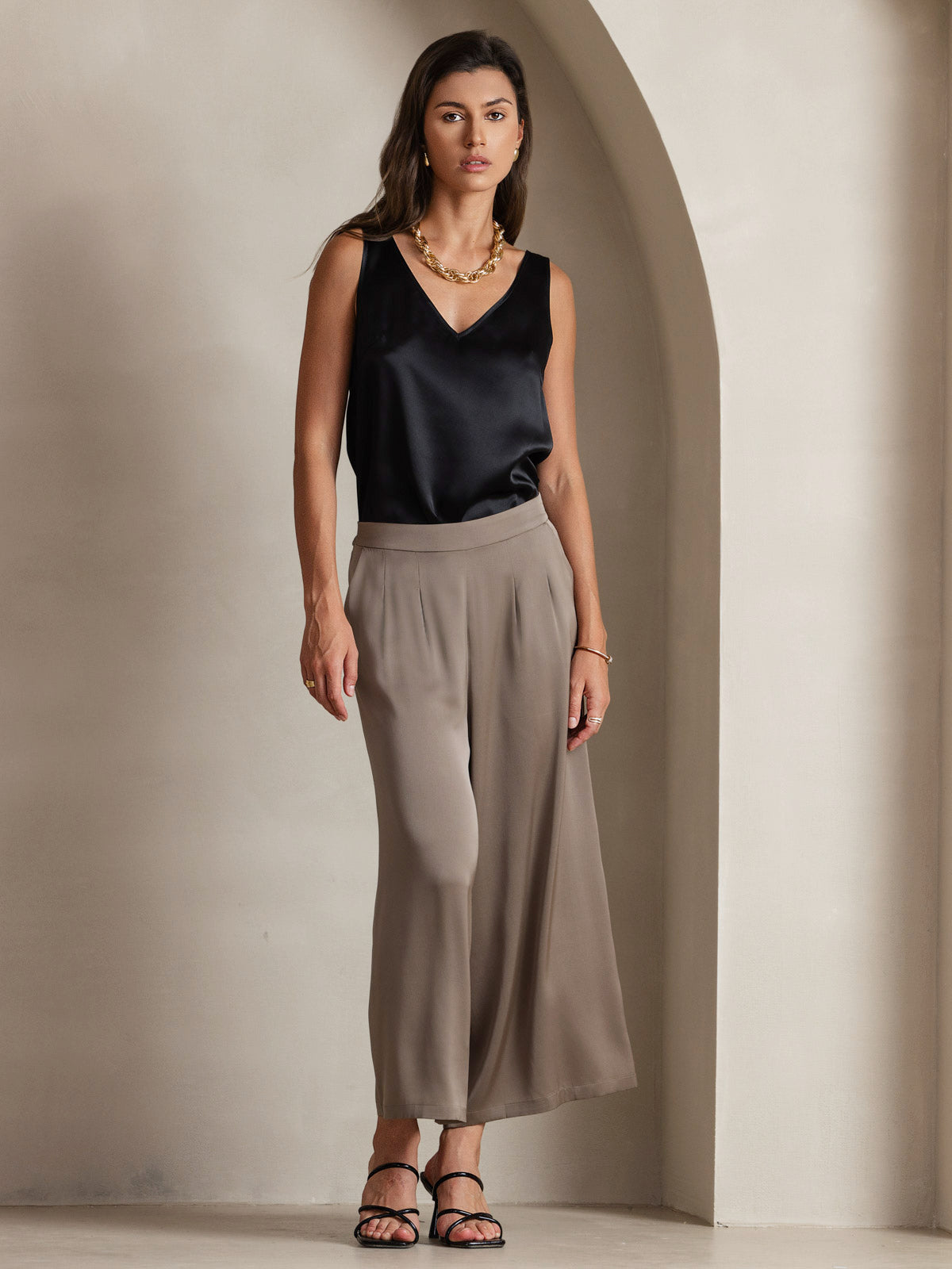 [Svart] SilkSilky-SE 19Momme Ärmlös V Ringning Cami Toppar 008