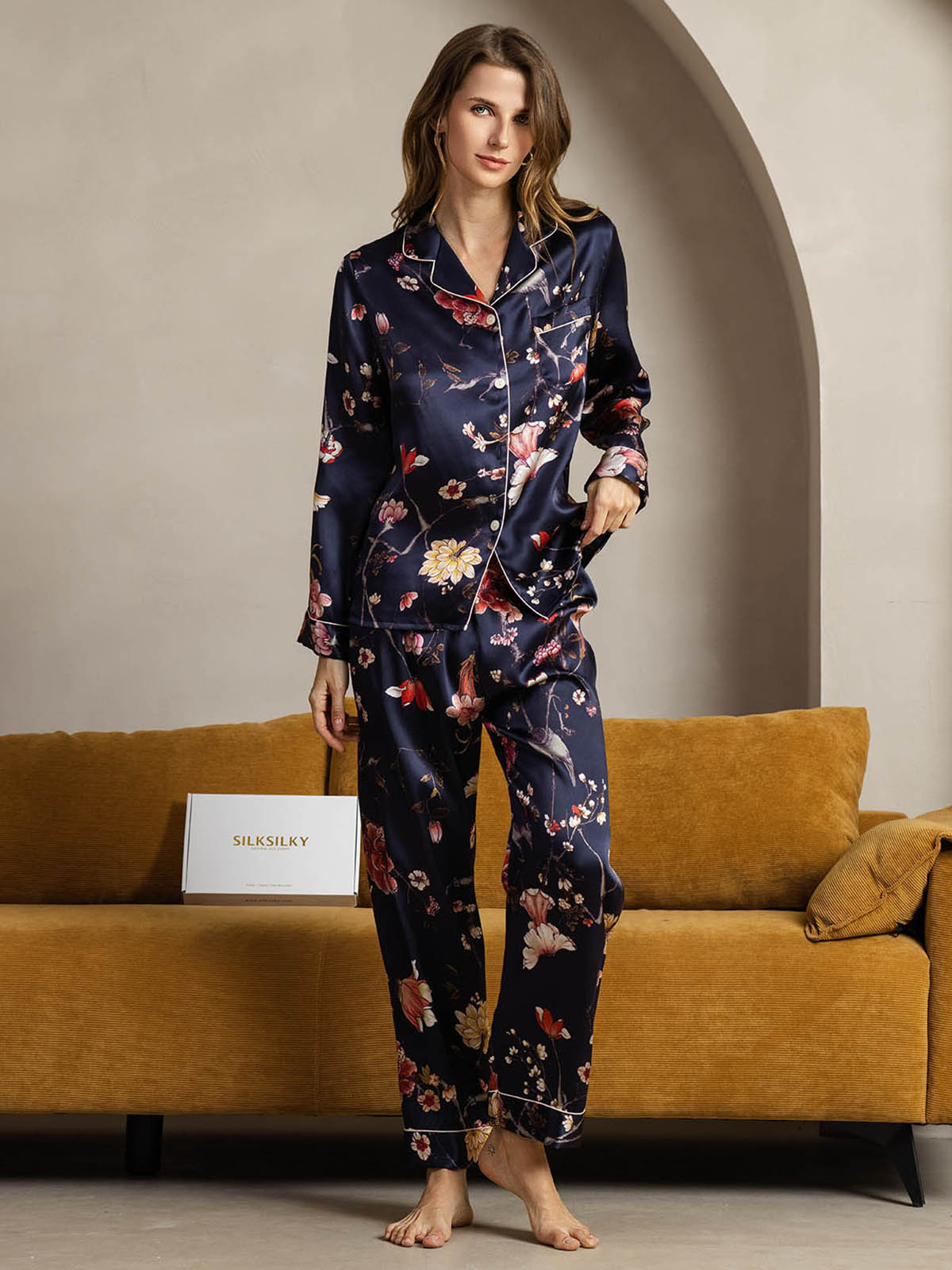 [Marin Blommor] SilkSilky-SE Rent Silke Womens Pajamas 004,