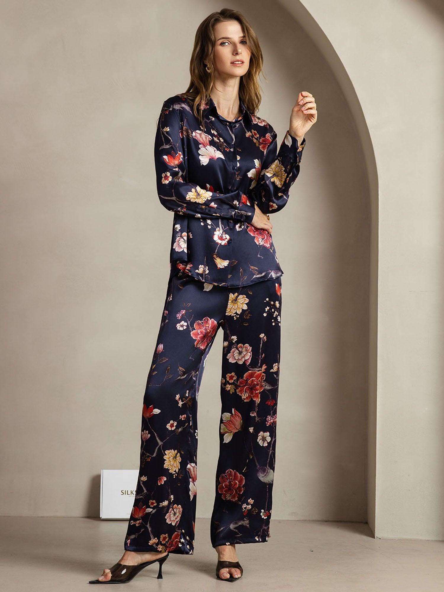 [MarinBlommor] SilkSilky-SE 19Momme Silke Krage Women''s Outfit Sets 004