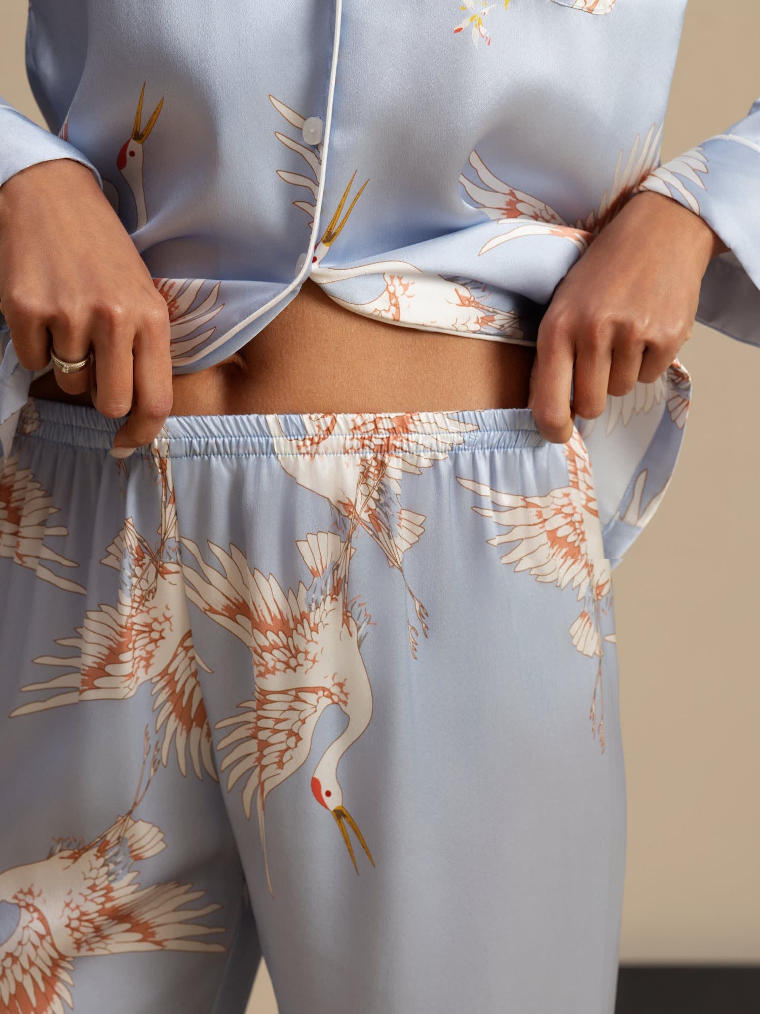 [Ljusblå] SilkSilky-SE 19Momme Lång Ärm Notchkrage Dam Pyjama 007