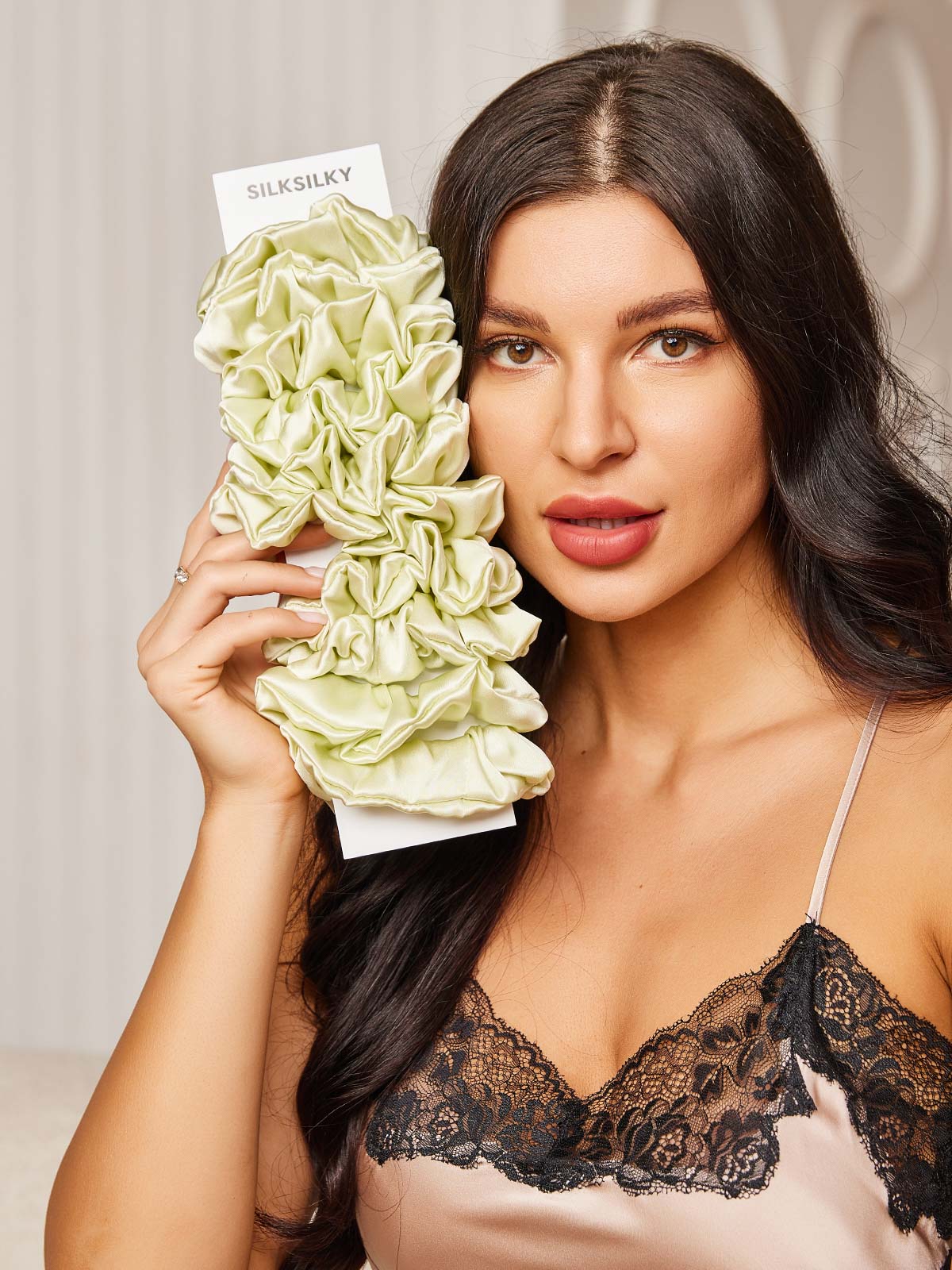 [Ljusgrön] SilkSilky-SE 19Momme Rent Silke Scrunchie 001