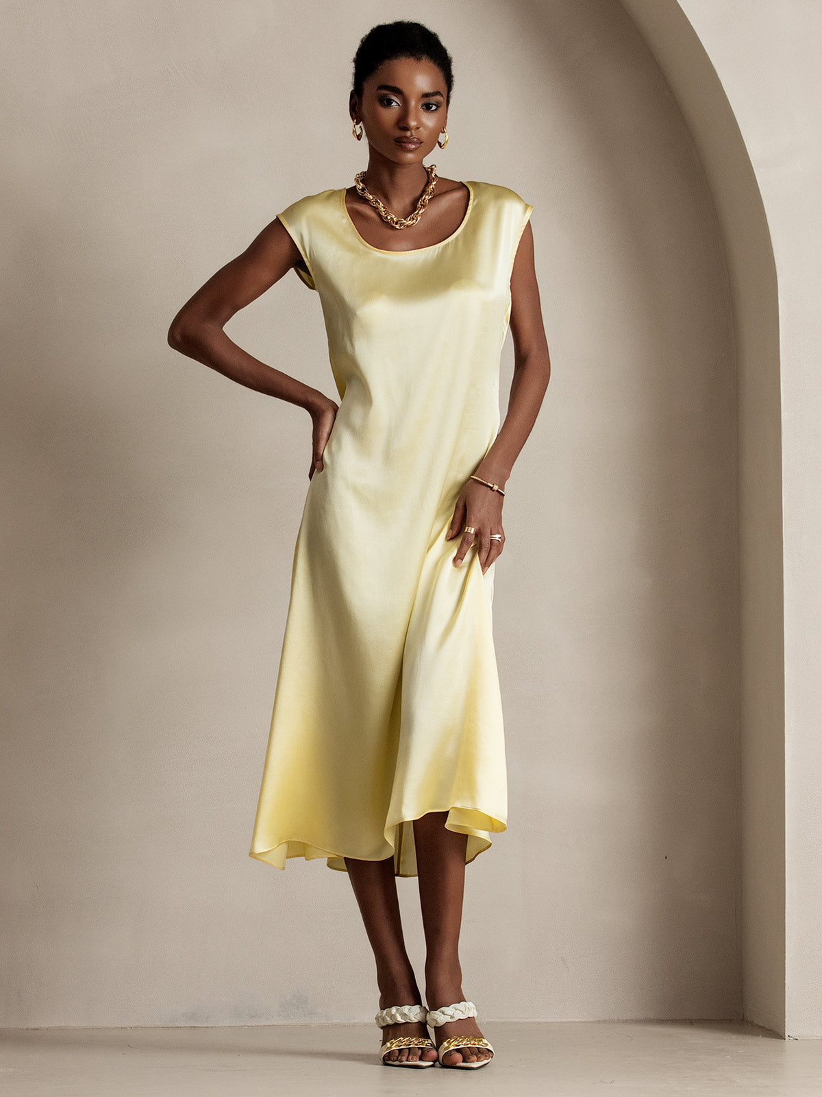 SilkSilky-SE 19Momme Silke Ärmlös Dress Ljusgul 003