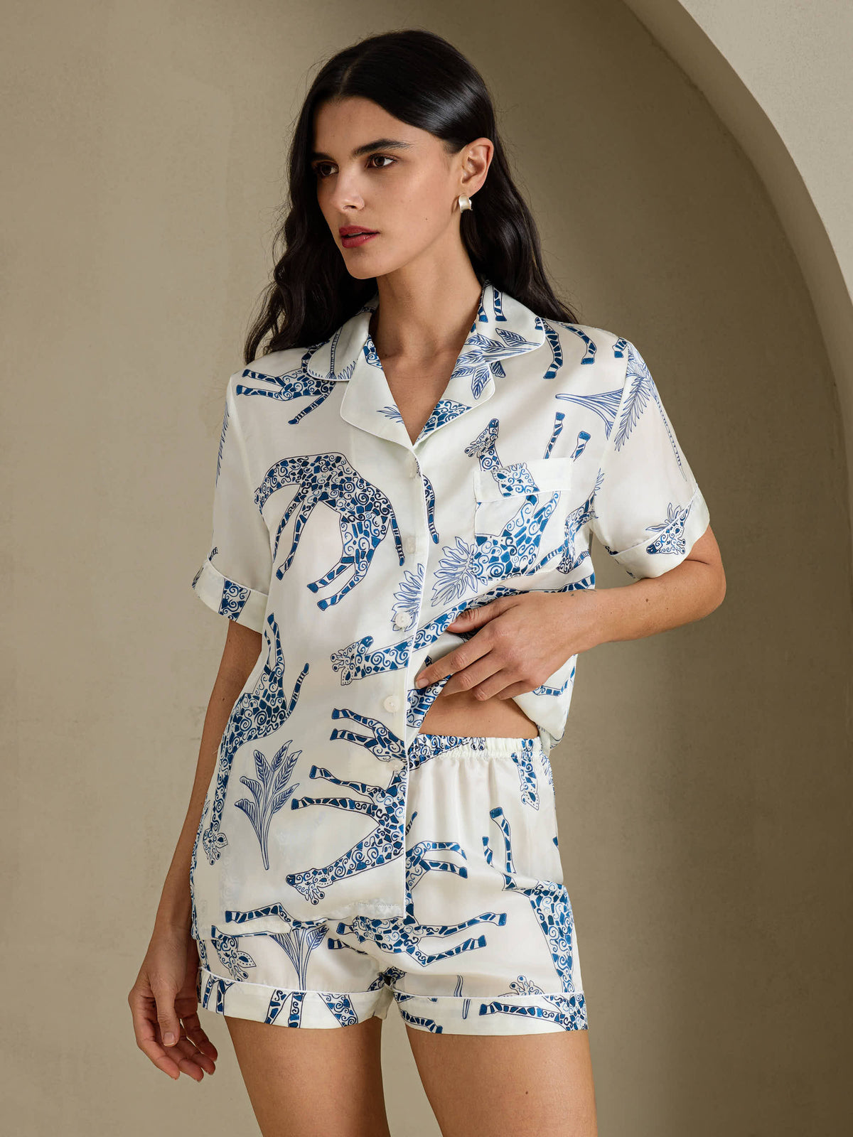 [Vit Giraff] SilkSilky-SE Short Sleeve Notch Collar Dam Pyjama 001