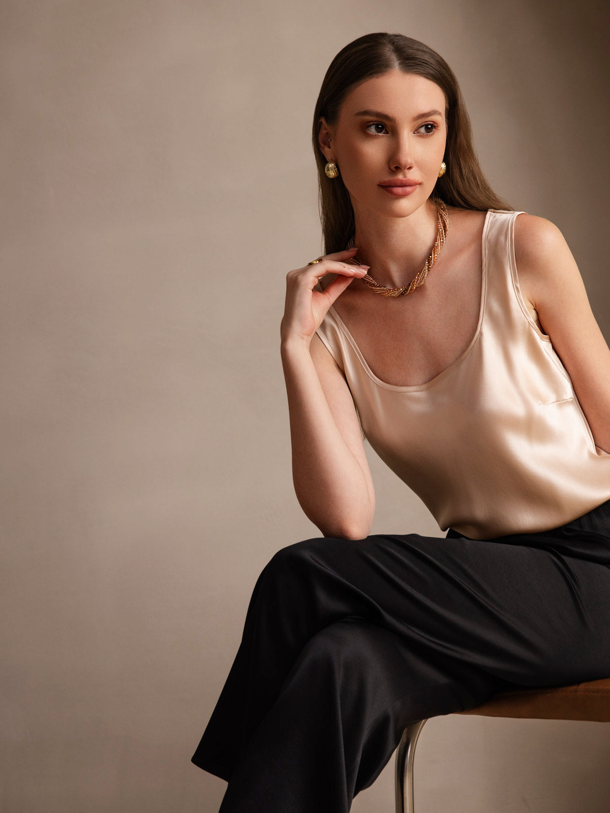 [Champagne] SilkSilky-SE 19Momme Ärmlös Djup Rund Halsringning Cami Toppar 004