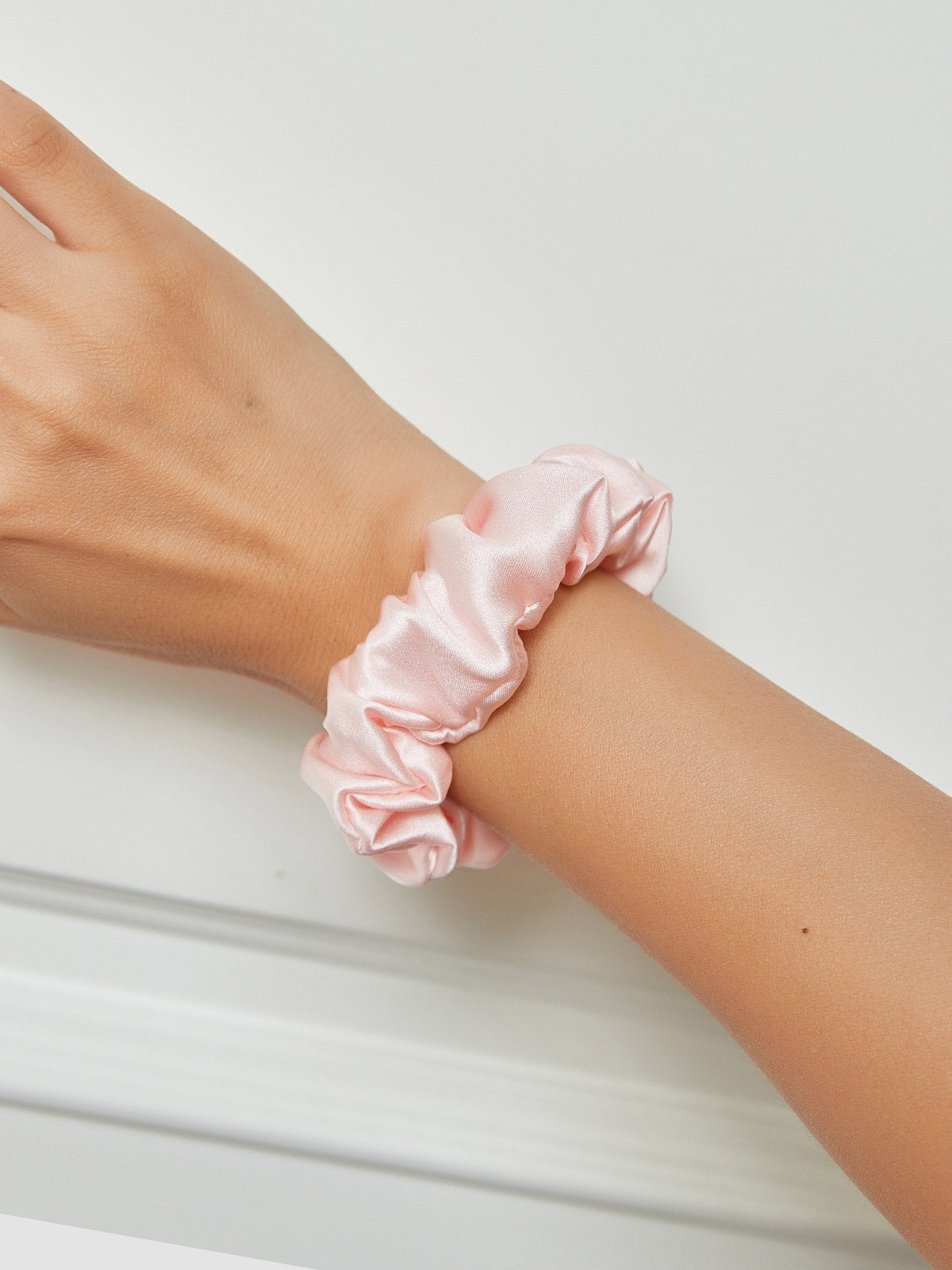 [Ljusrosa] SilkSilky-SE 19Momme Rent Silke Scrunchie 001