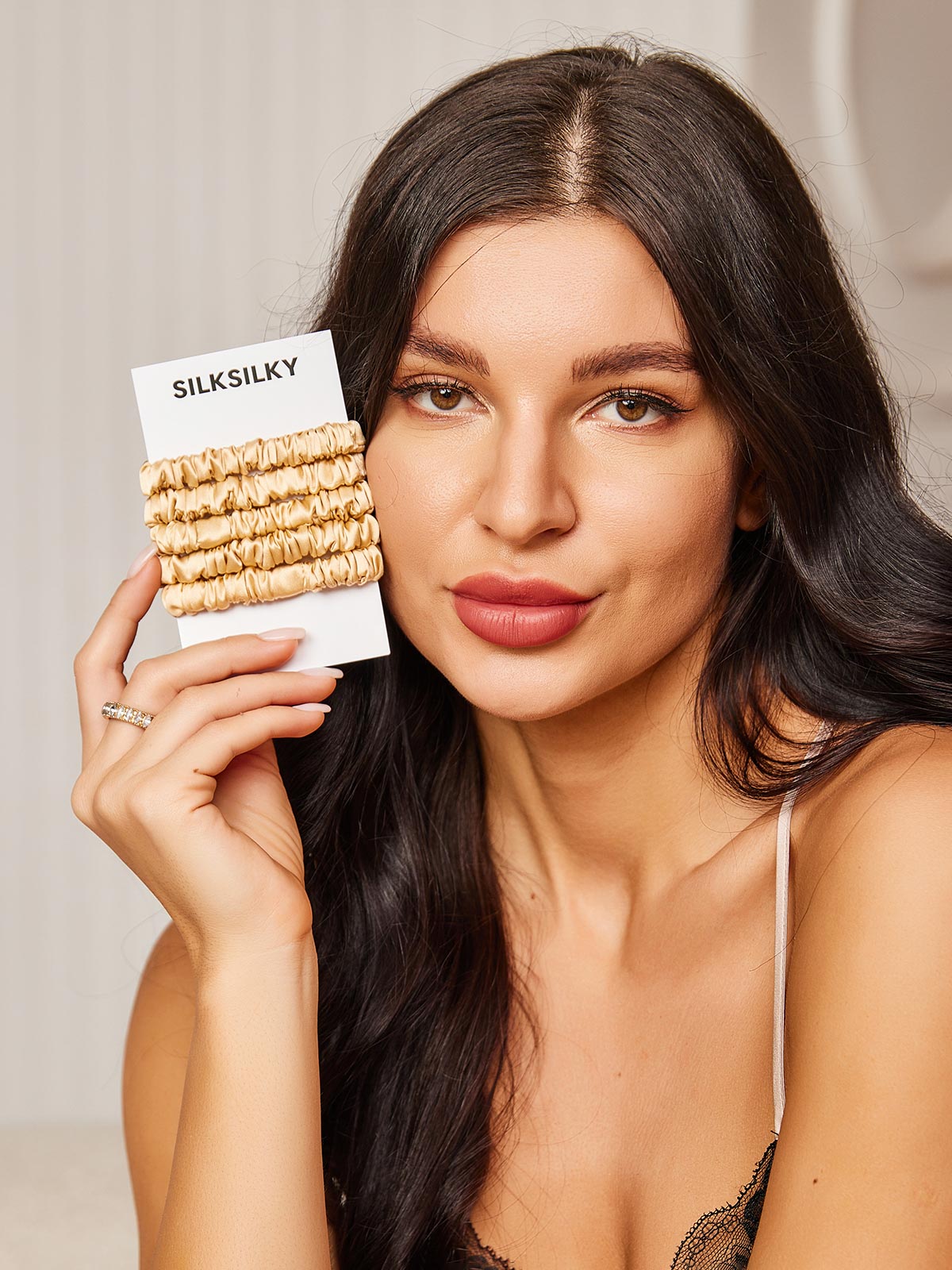 [Champagne] SilkSilky-SE 19Momme Rent Silke Scrunchie 003