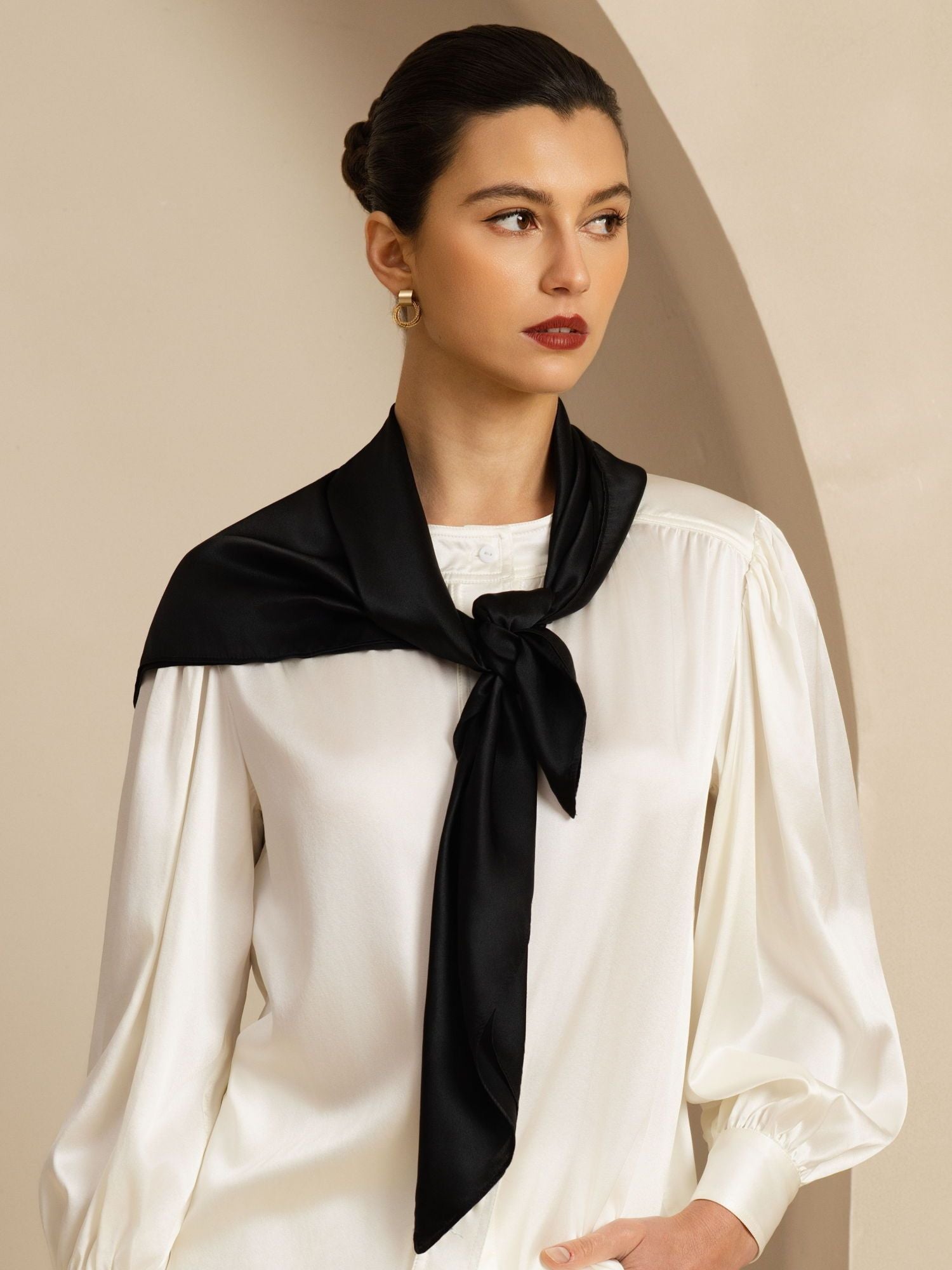 [Svart] SilkSilky-SE Pure Silk Scarf 001