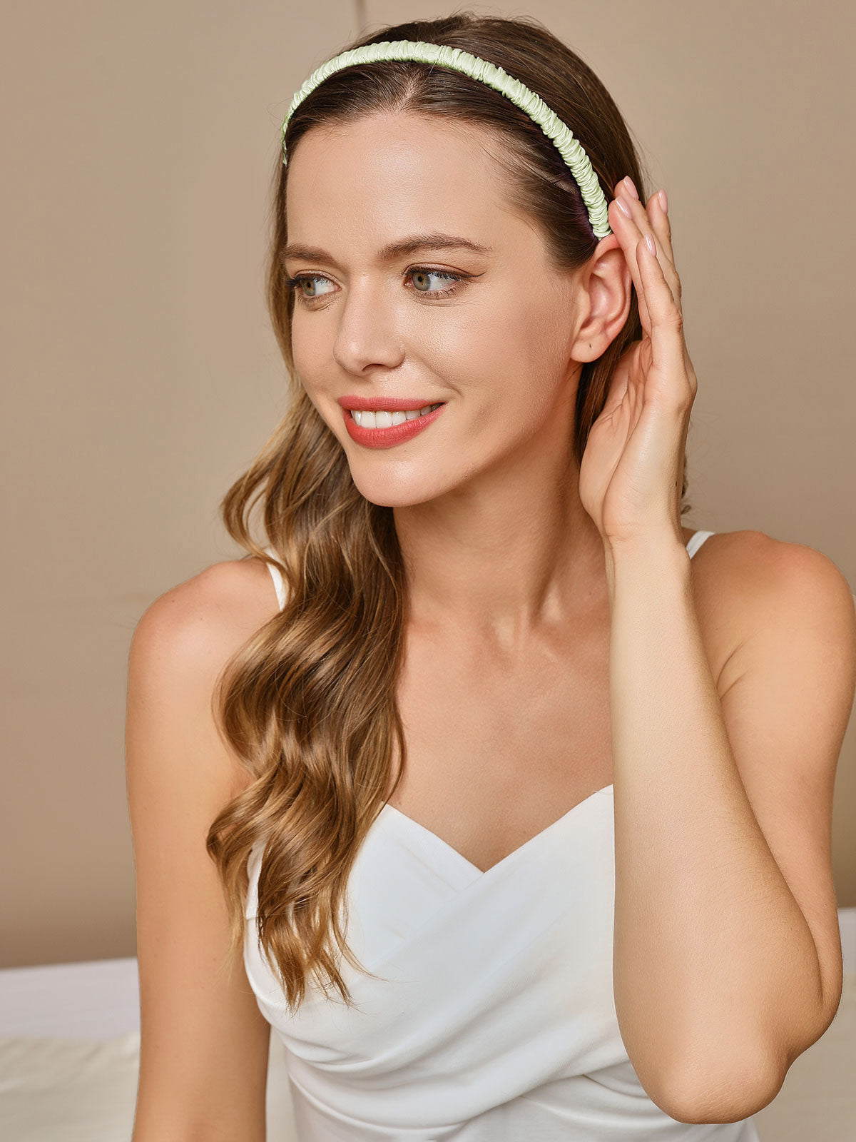 [Ljusgrön] SilkSilky-SE 19Momme Rent Silke Scrunchie 001