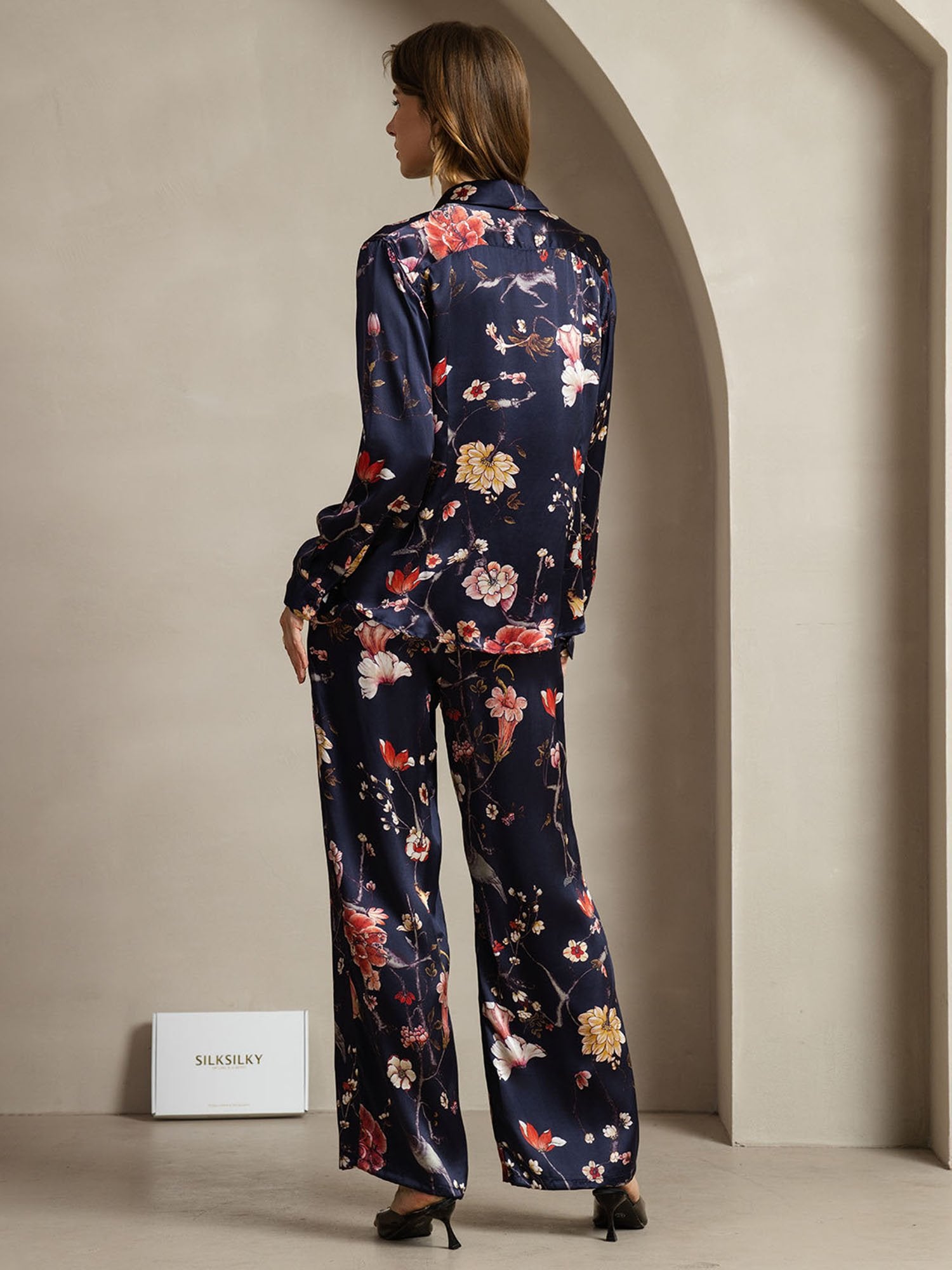 [MarinBlommor] SilkSilky-SE 19Momme Silke Krage Women''s Outfit Sets 002