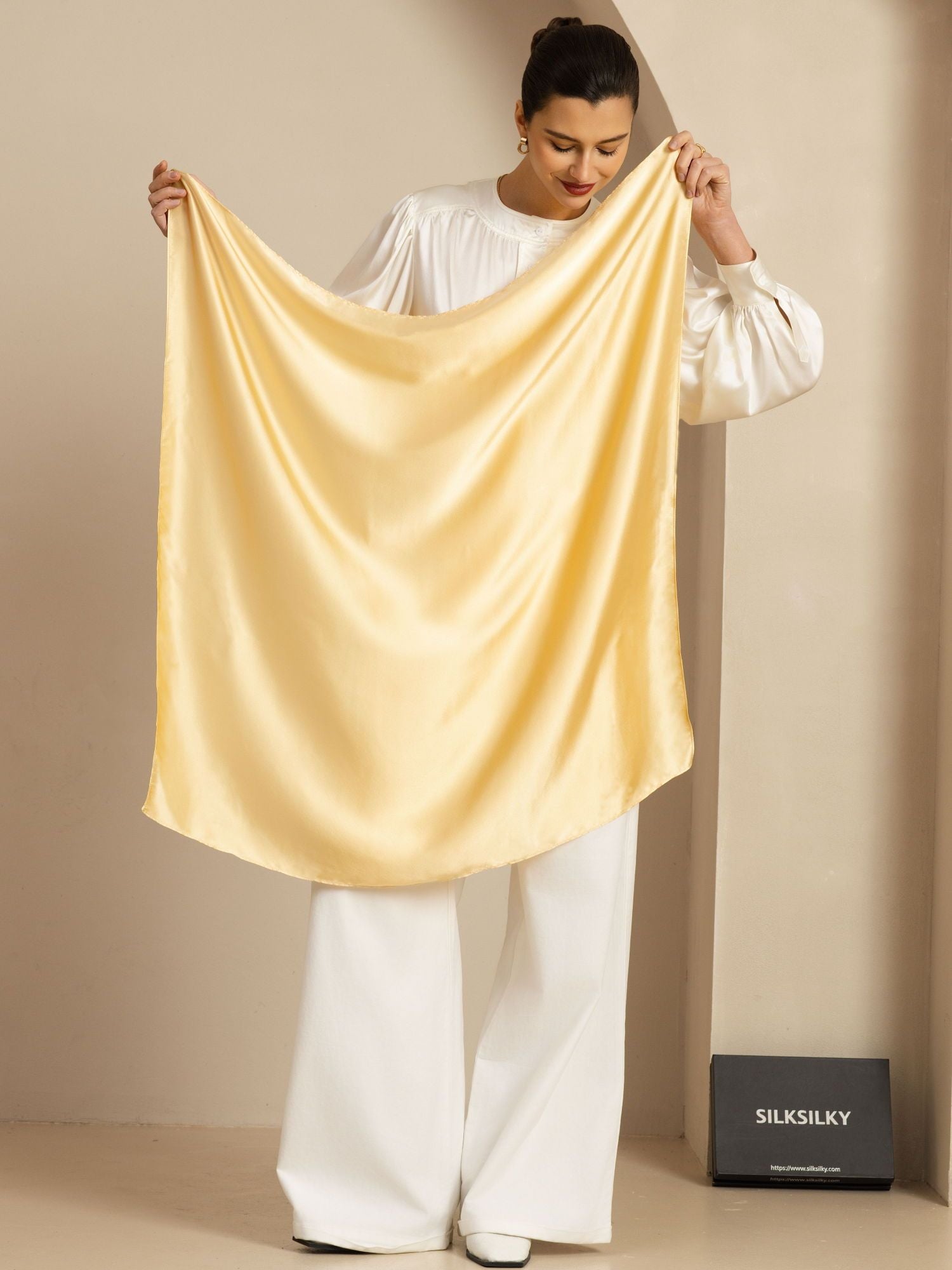 [Champagne] SilkSilky-SE Pure Silk Scarf 001
