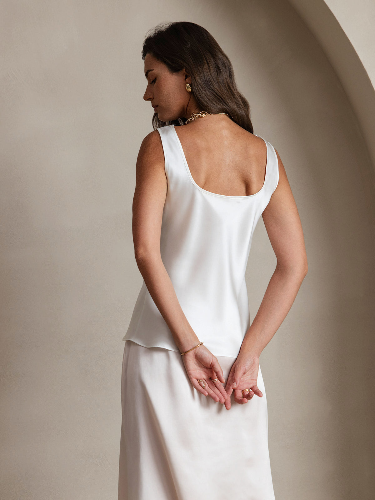 [Vit] SilkSilky-SE Sleeveless Cami Toppar 002