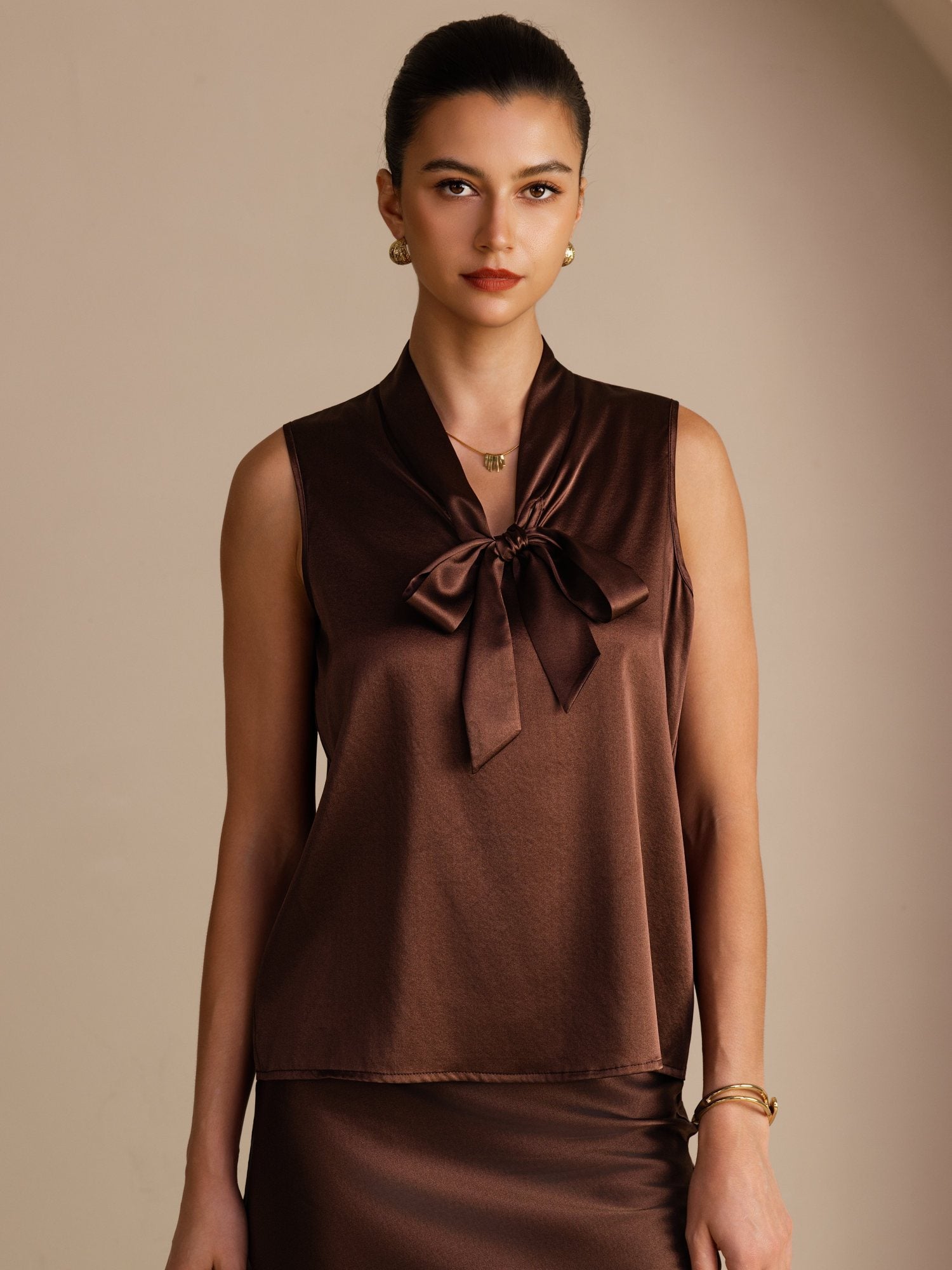 [Mörk Choklad] SilkSilky-SE Sleeveless Tie Neck Cami Toppar 001