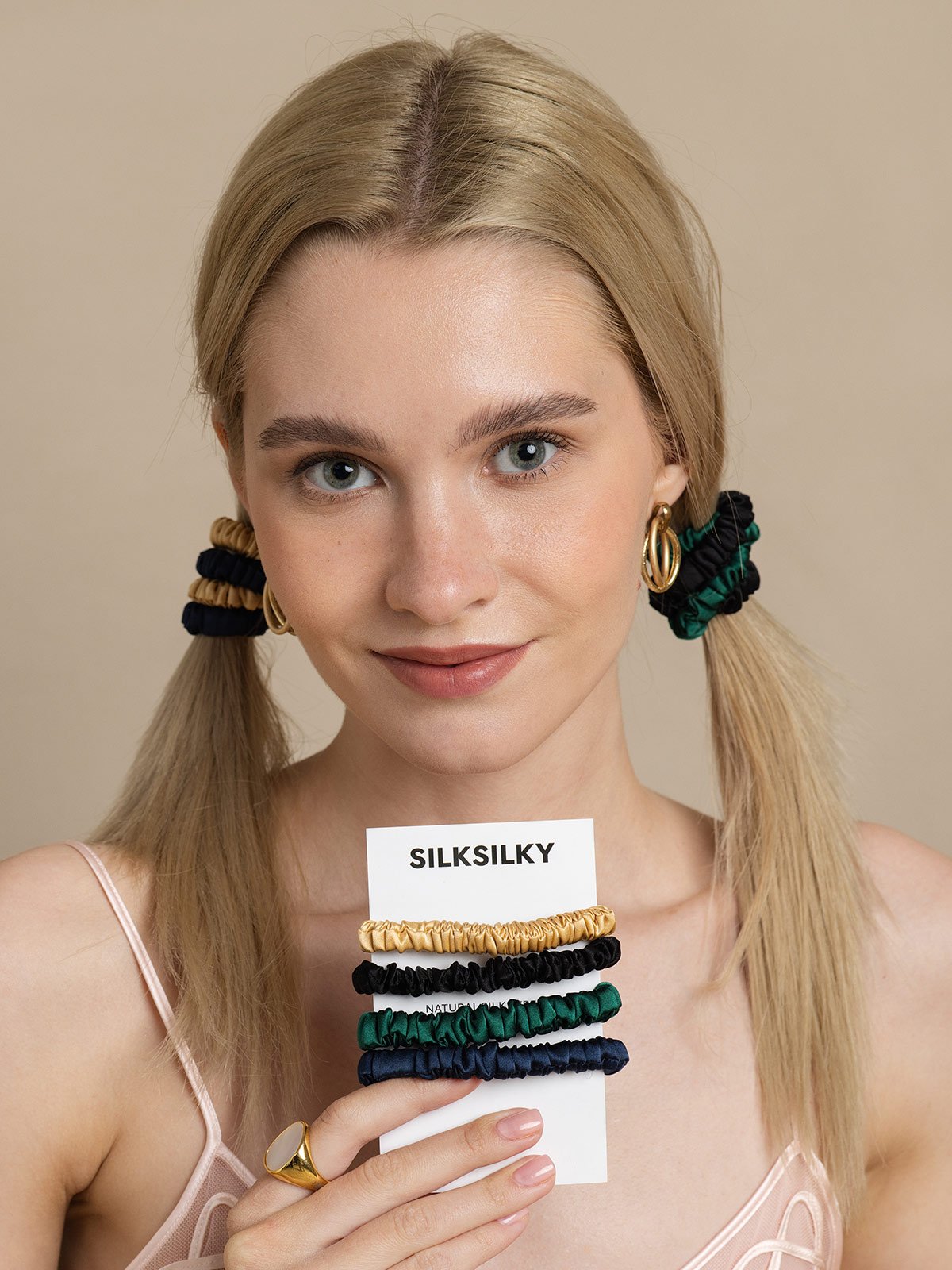 [Group1] SilkSilky-SE Rent Silke Scrunchie 001