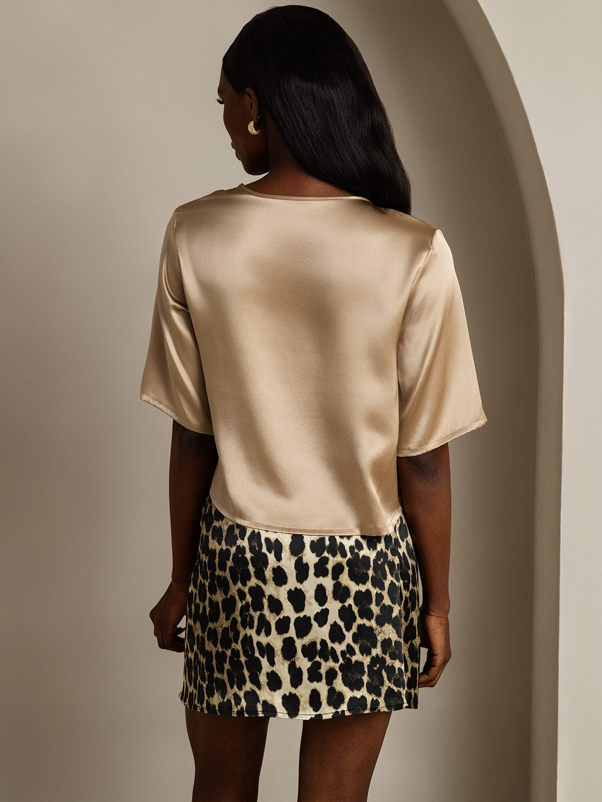 [Champagne] SilkSilky-SE Rent Silke Womens T-Shirt 002