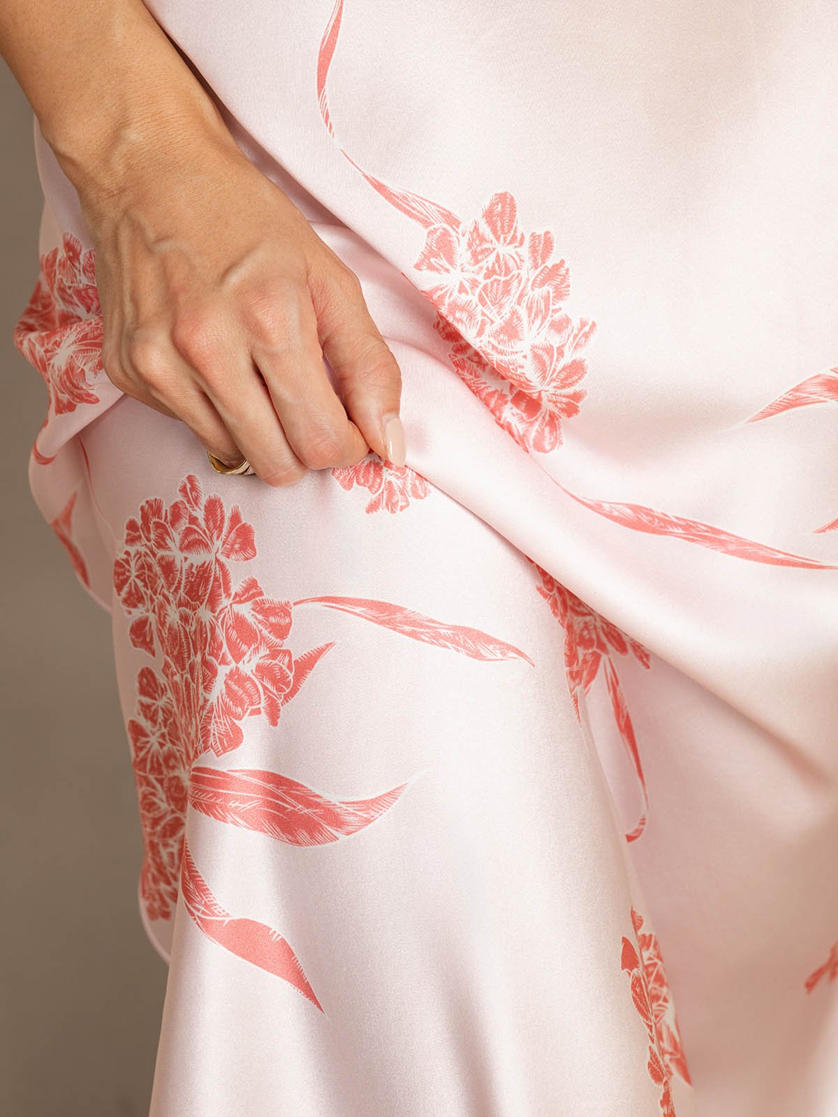 [Korallblommor] SilkSilky-SE 19Momme Silke Dress 007