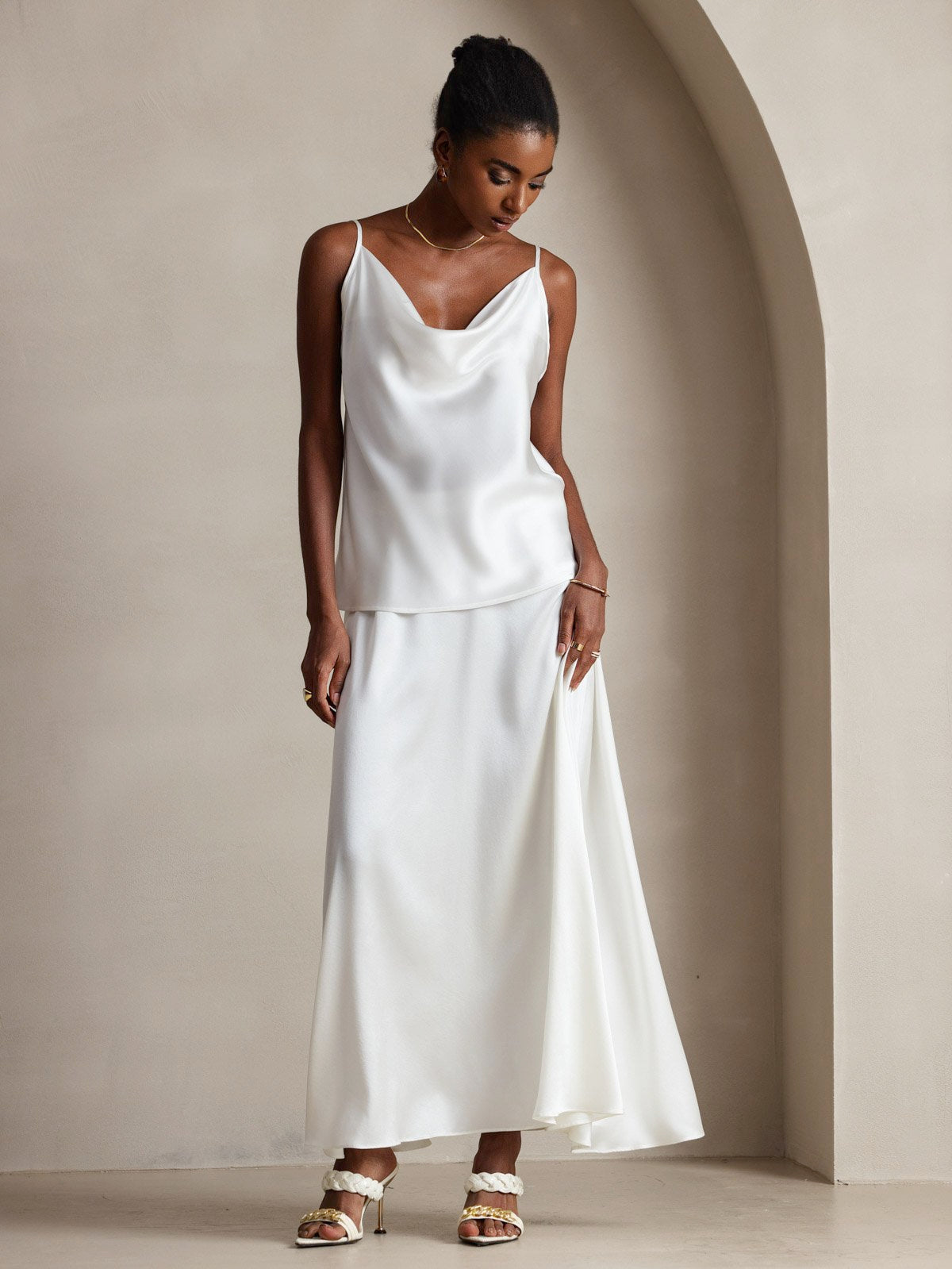 [Vit] SilkSilky-SE 19Momme Spaghetti Rem Cowl Halsringning Cami Toppar 008