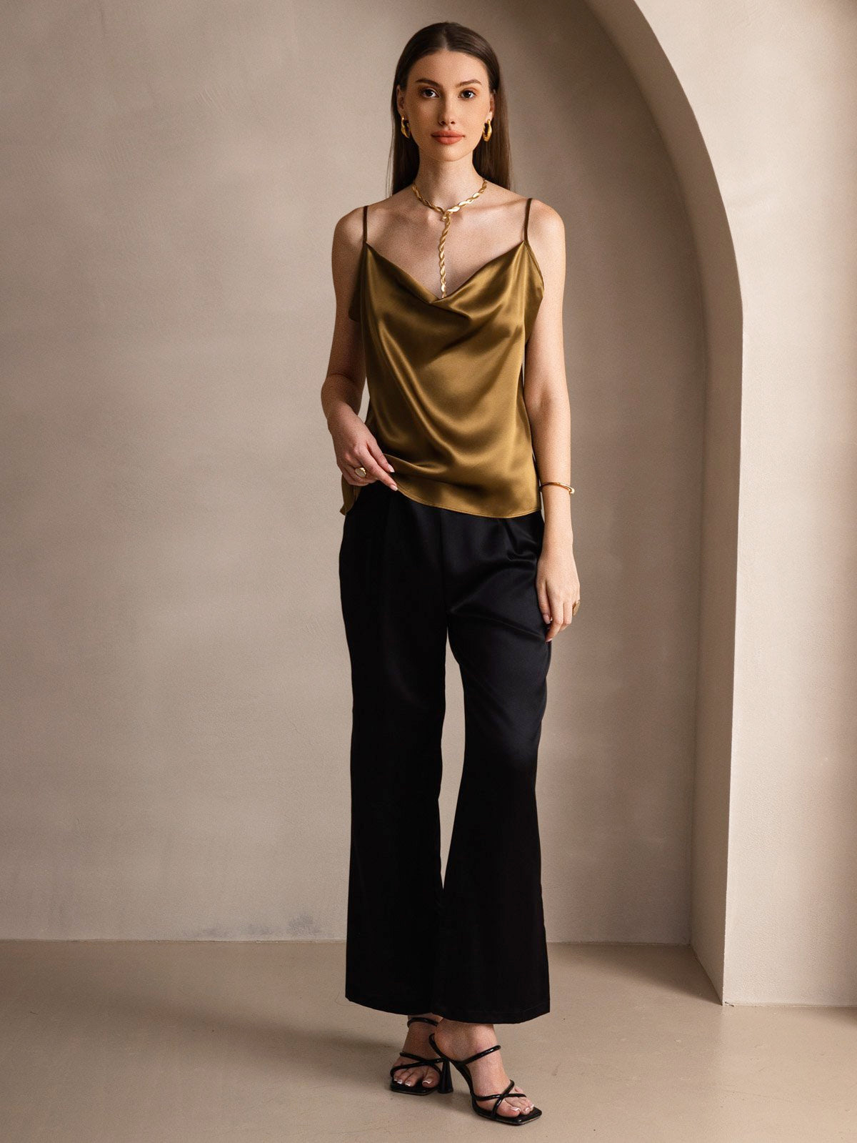 [Brun] SilkSilky-SE 19Momme Spaghetti Rem Cowl Halsringning Cami Toppar 005