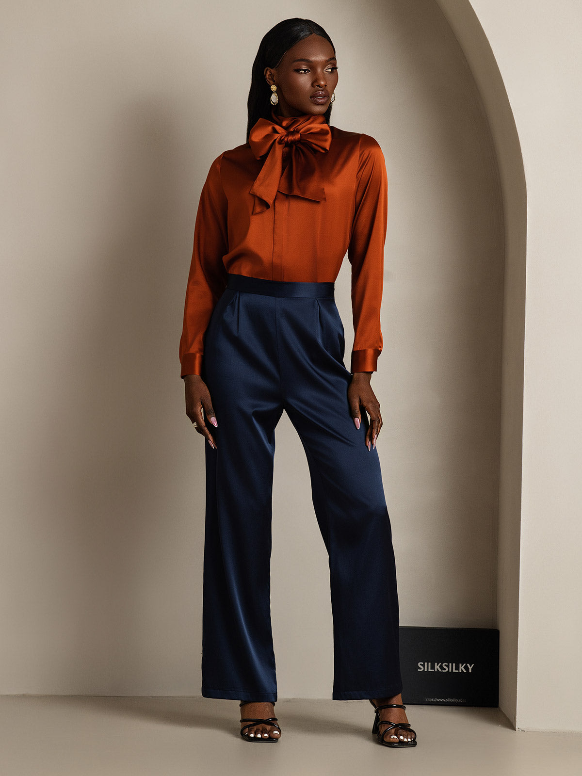 [Kola] SilkSilky-SE 19Momme Silke Lång Ärm Blouse 009