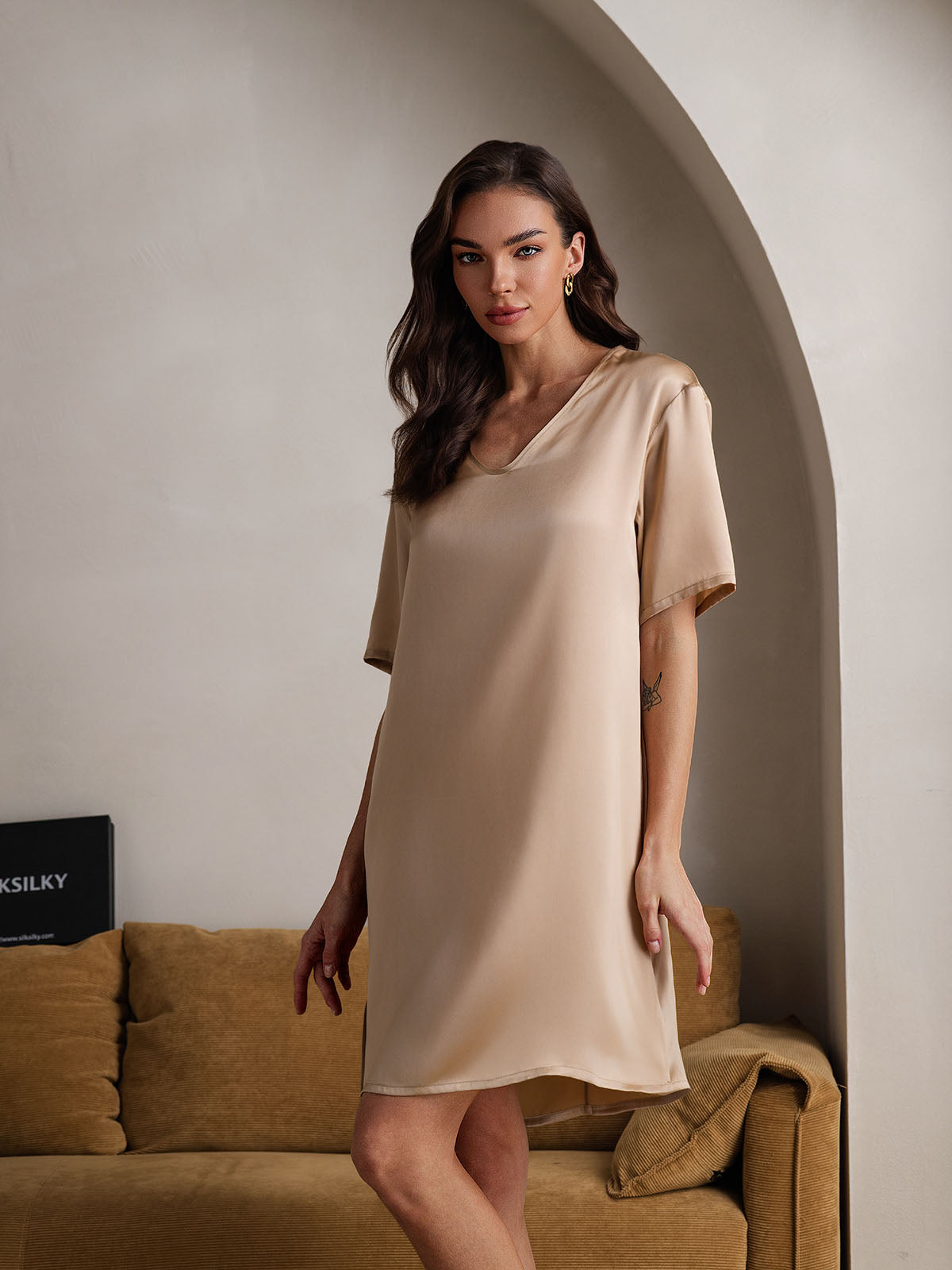 [Champagne] SilkSilky-SE Pure Silk Kort Ärm Nightgown 005