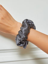 [Mörkgrå] SilkSilky-SE Scrunchie 001