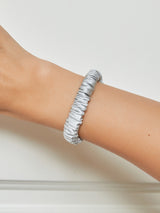 [Silver] SilkSilky-SE Scrunchie 001