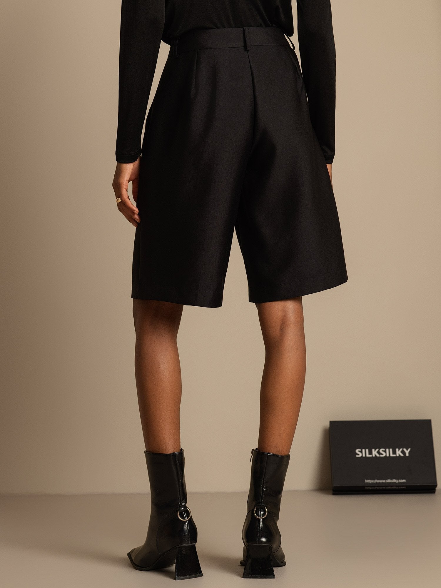 [Svart] SilkSilky-SE 32Momme Silk-Wool Blend Womens Shorts 002,