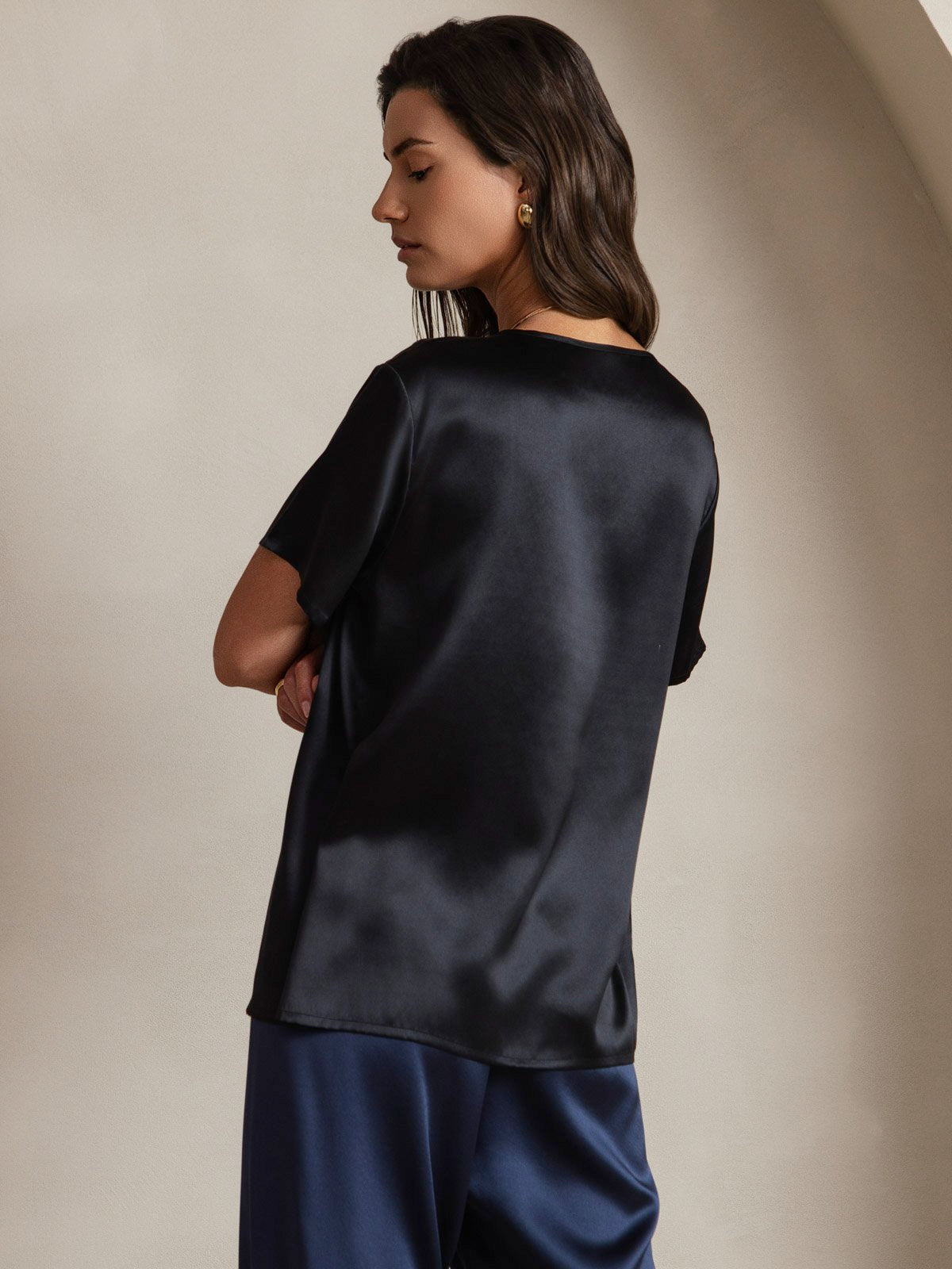 SilkSilky-SE Rent Silke Kort Ärm Womens T-Shirt Svart 002