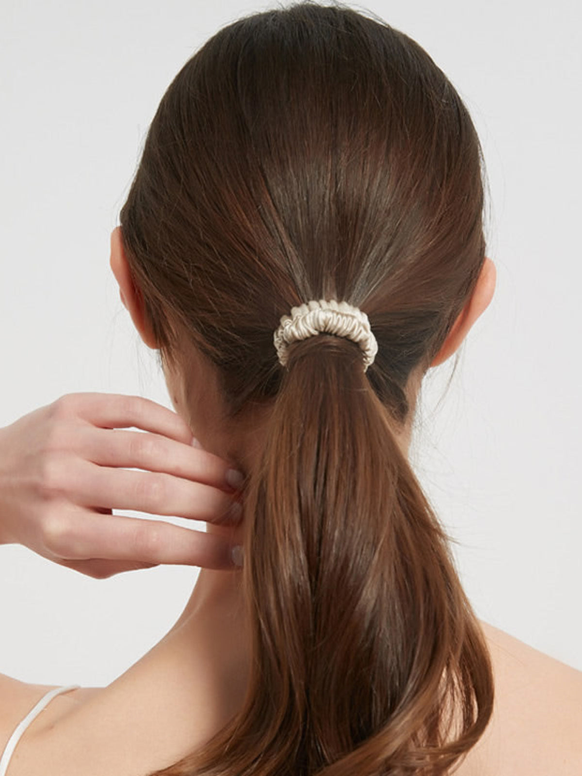 [Beige] SilkSilky-SE 19Momme Rent Silke Scrunchie 006