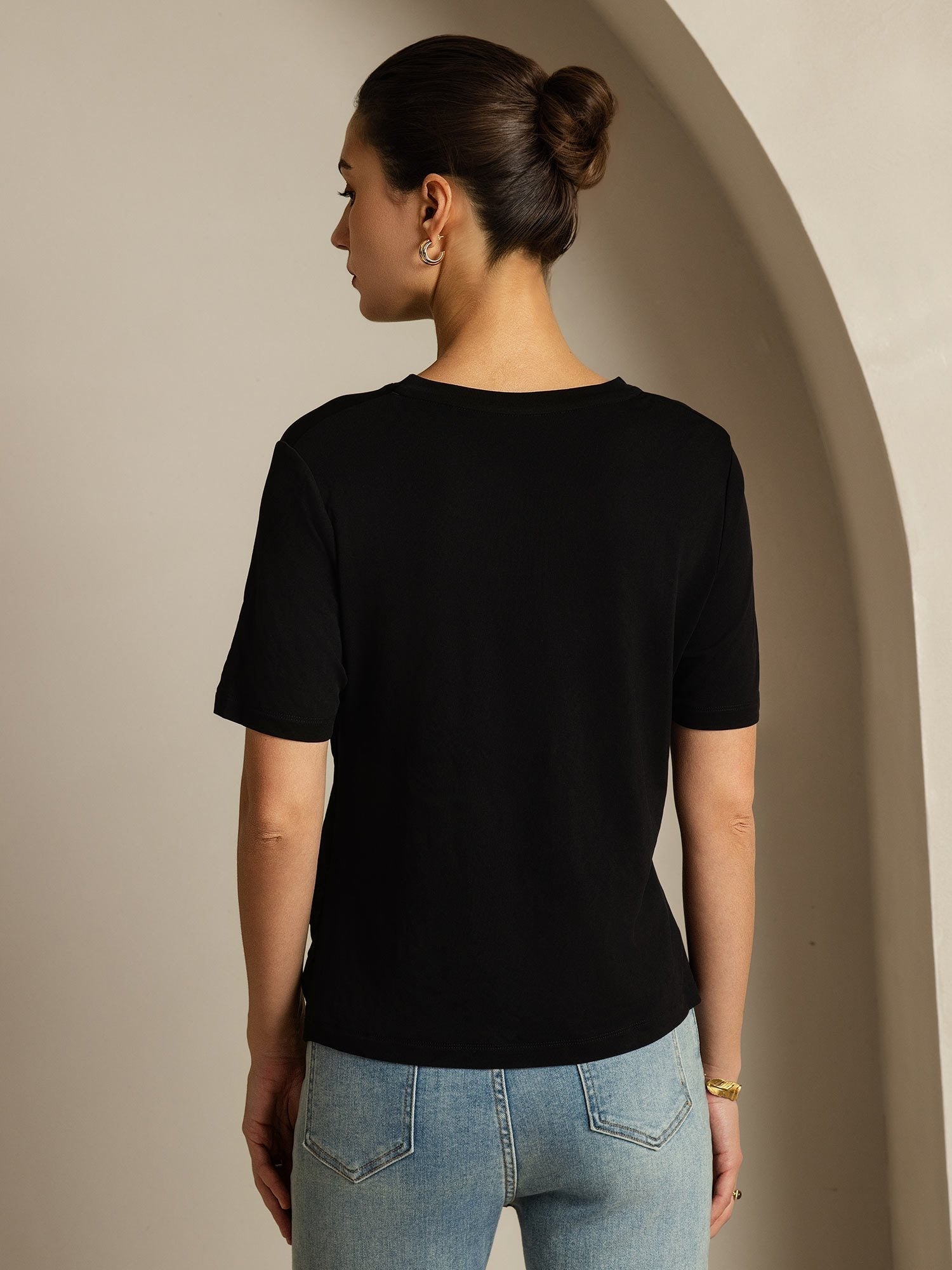 [Svart] SilkSilky-SE Kort Ärm V Ringning Dam T-Shirt 002