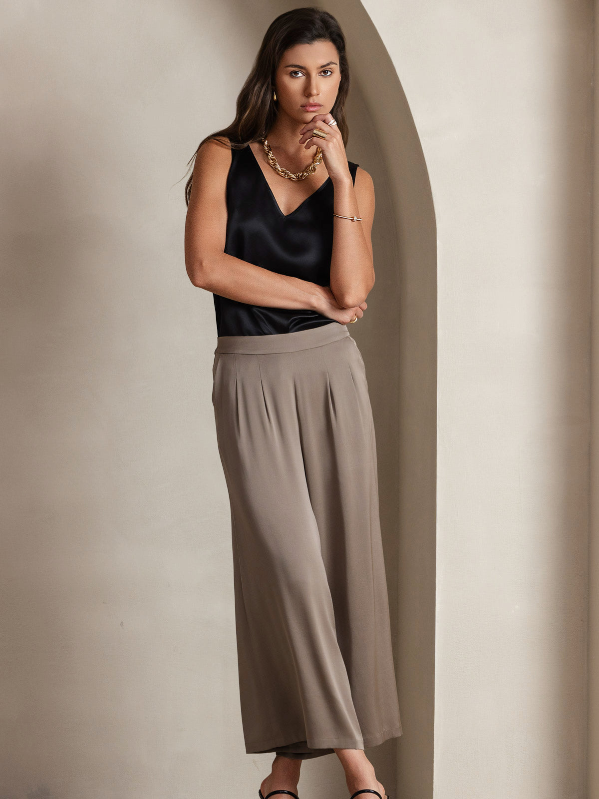 [Svart] SilkSilky-SE 19Momme Ärmlös V Ringning Cami Toppar 005