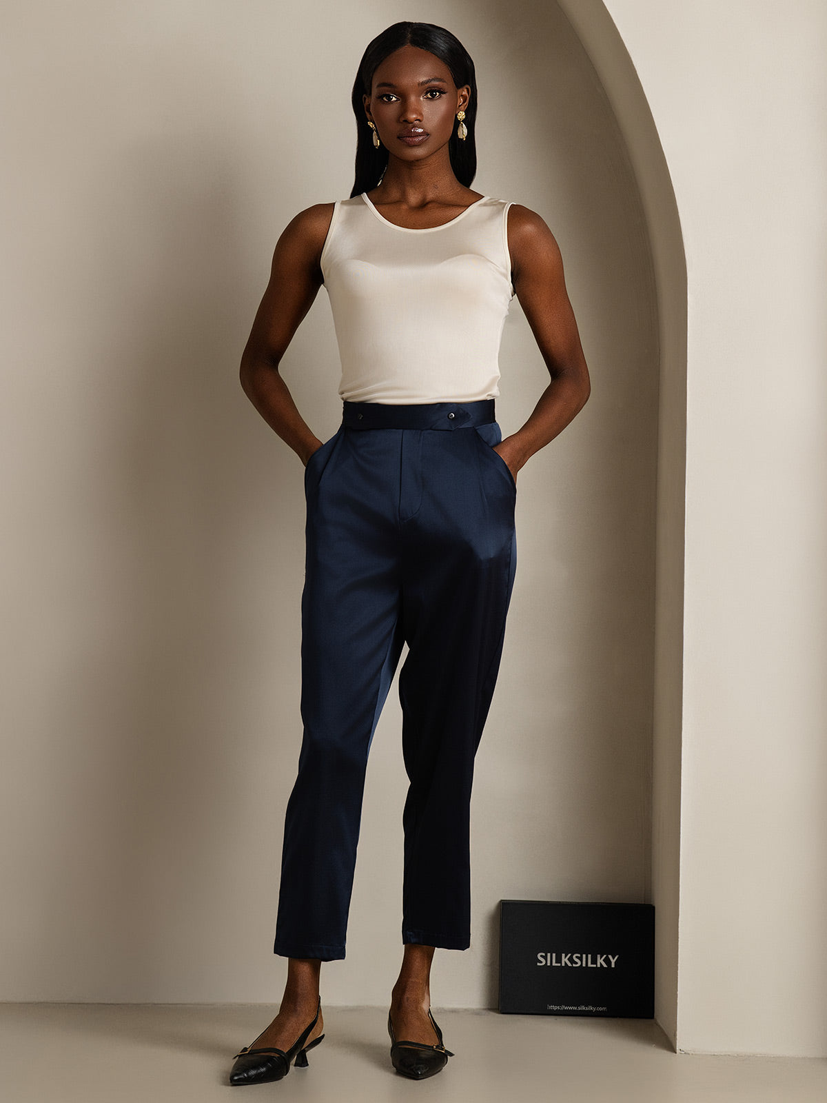 [Beige] SilkSilky-SE Silke Stickad Ärmlös Round Neck Dam T-Shirt 007