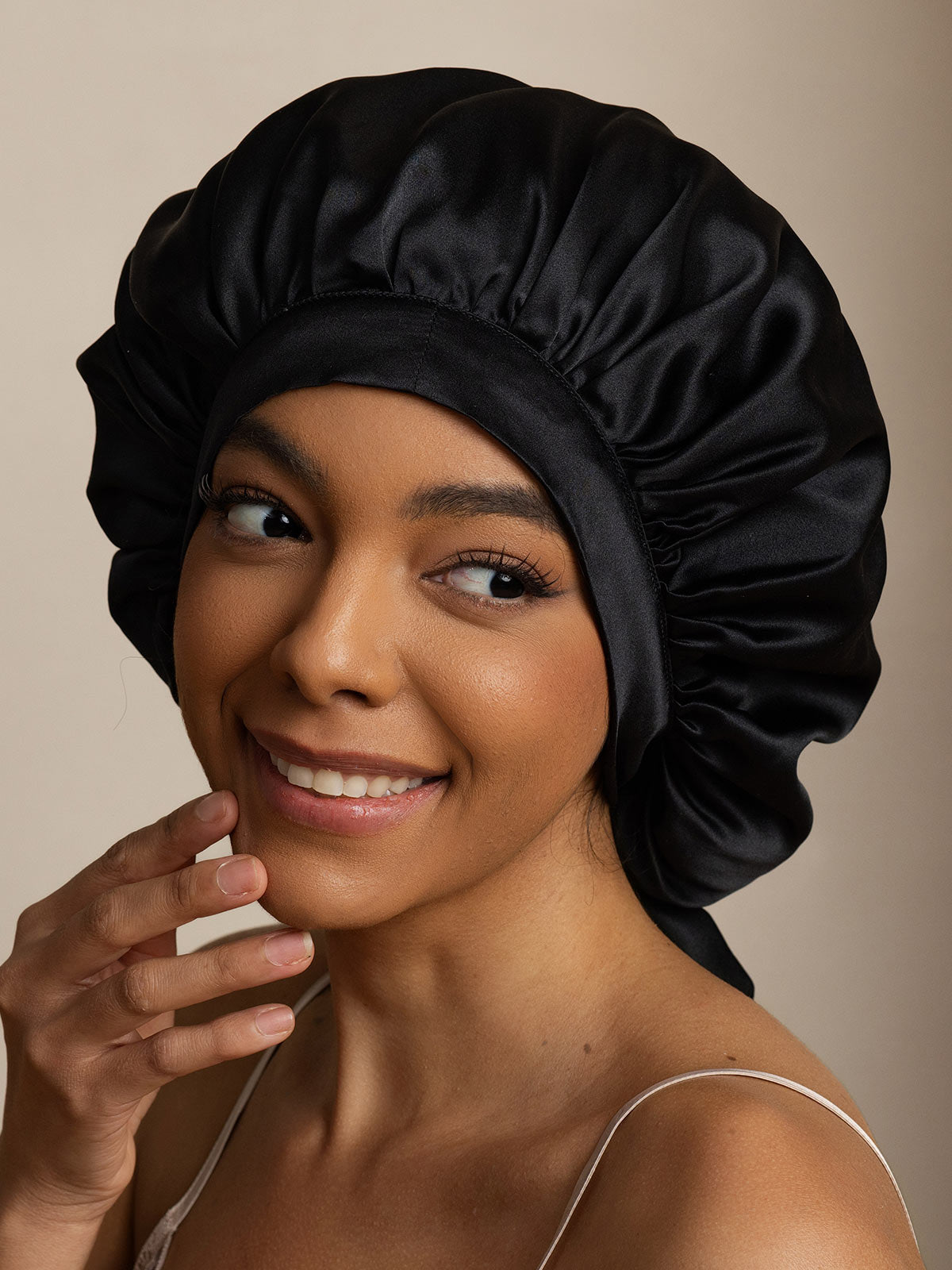 SilkSilky-SE Rent Silke Sleep Cap Svart 003