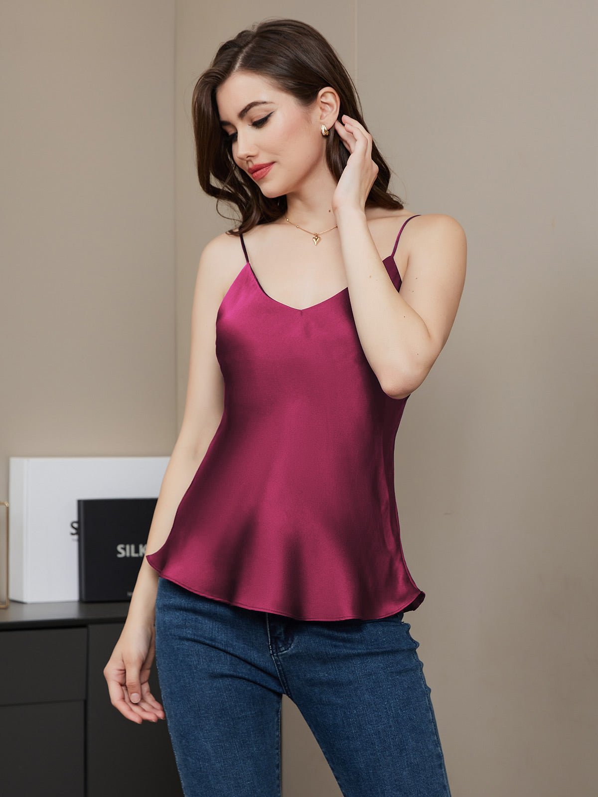 [Fuchsia] SilkSilky-SE Rent Silke V-Hals Cami Toppar 001