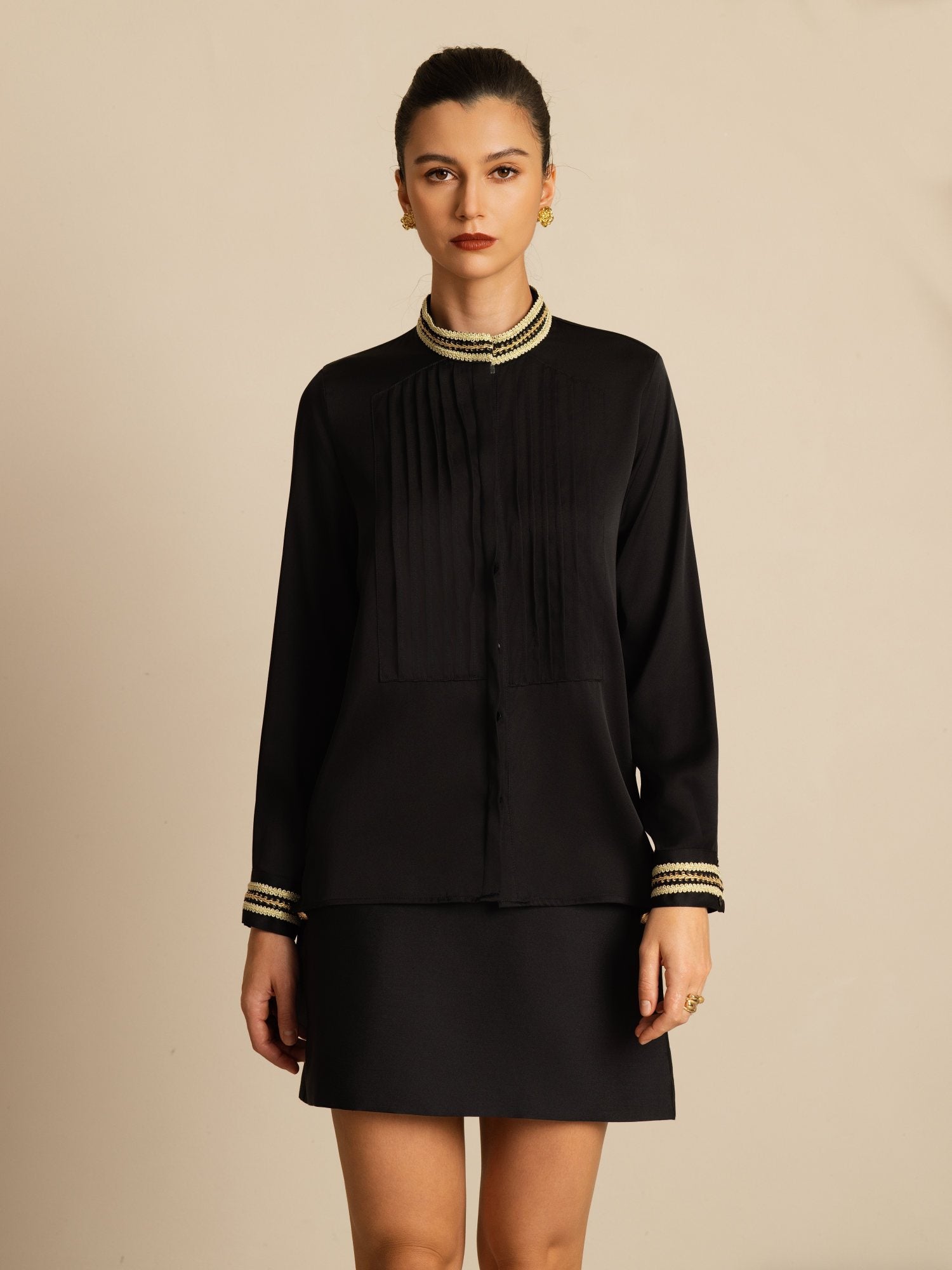 [Svart] SilkSilky-SE 19Momme Silke Lång Ärm Ståkrage Blus 001