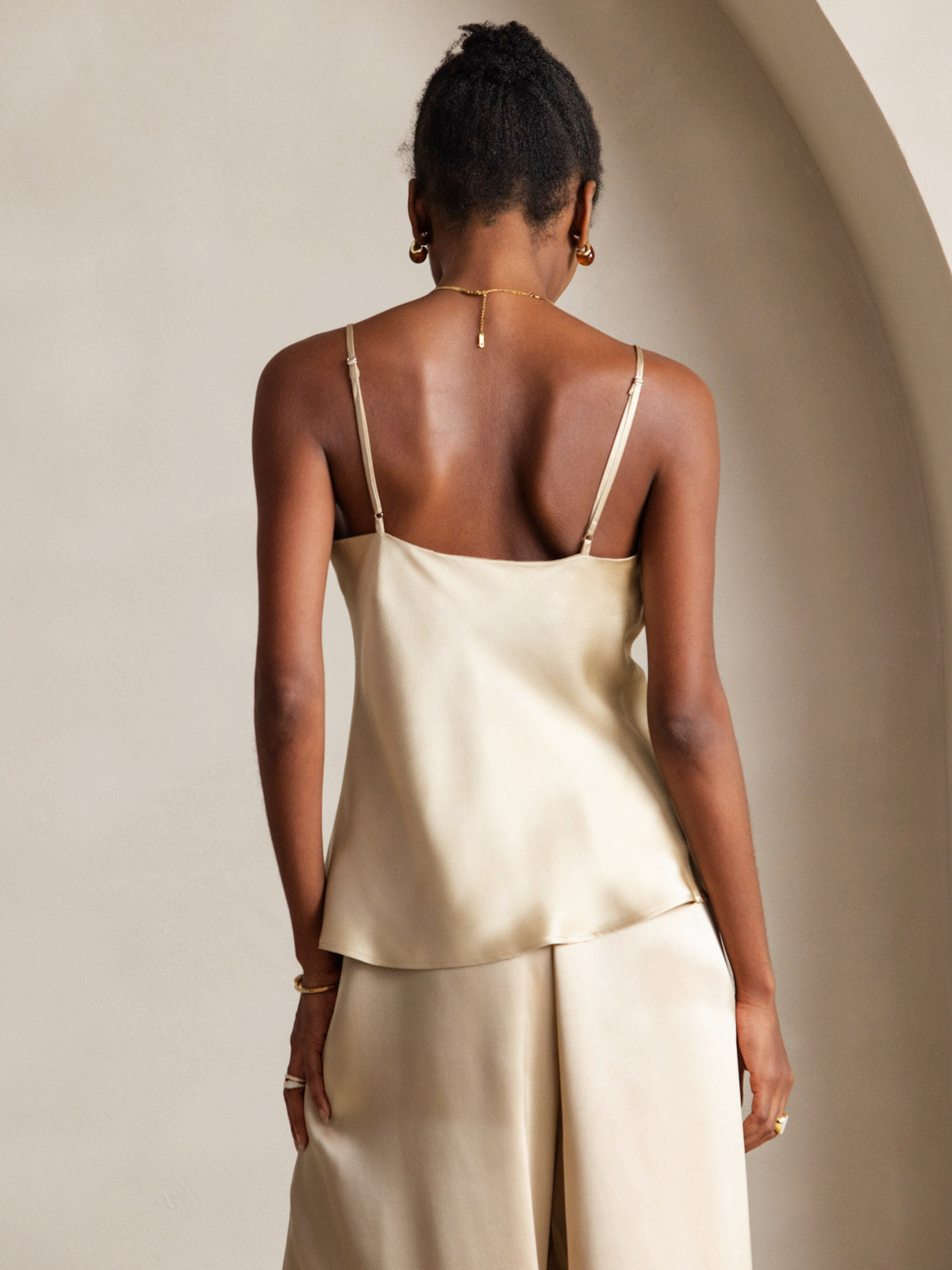 [Champagne] SilkSilky-SE Rent Silke V-Hals Cami Toppar 002