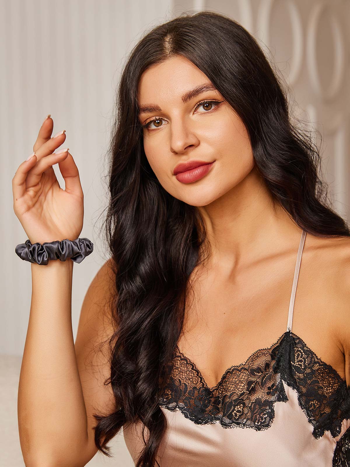 [Mörkgrå] SilkSilky-SE 19Momme Rent Silke Scrunchie 002