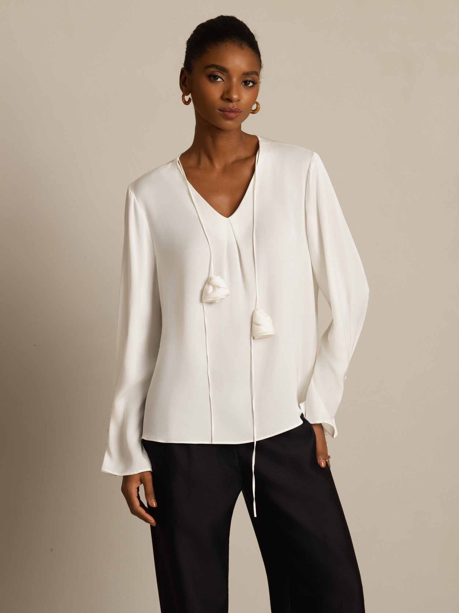 [Vit] SilkSilky-SE 19Momme Silke Lång Ärm V Ringning Blus 001