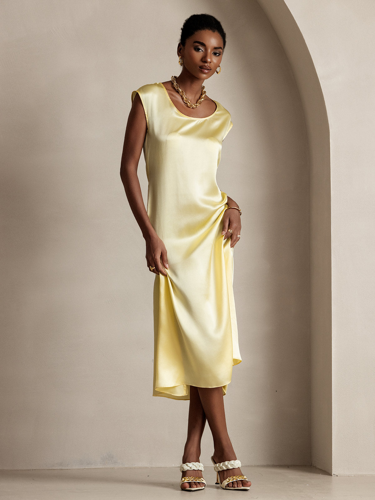 SilkSilky-SE 19Momme Silke Ärmlös Dress Ljusgul 004
