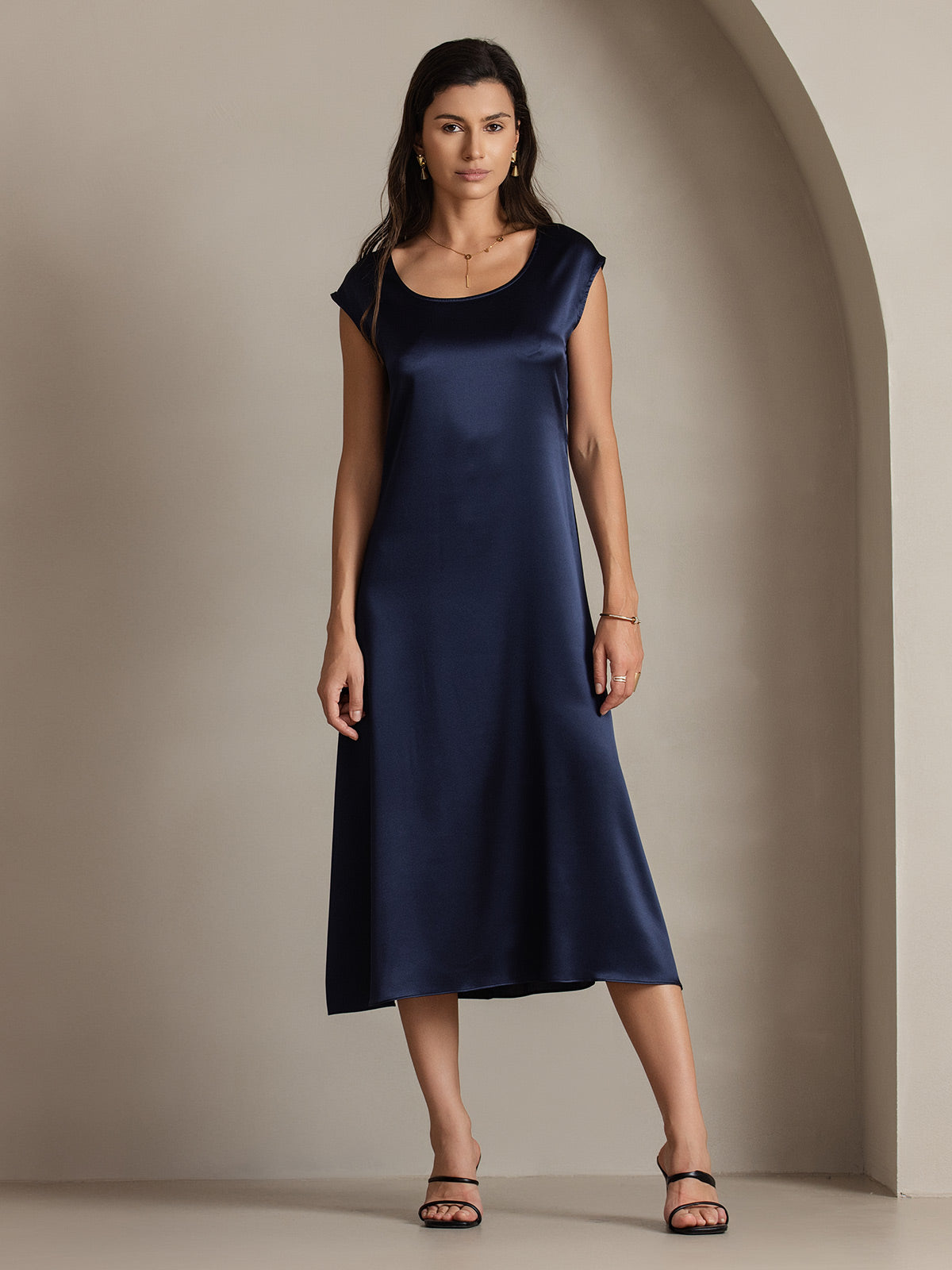 SilkSilky-SE 19Momme Silke Ärmlös Dress Mörkblå 005