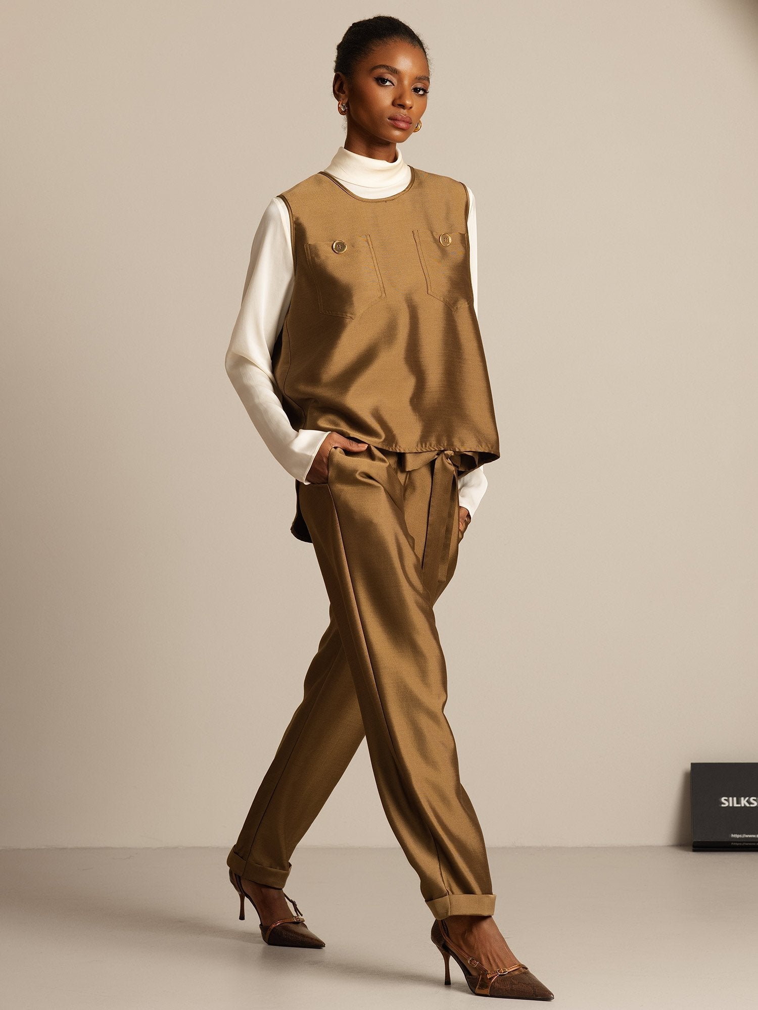 [Brons] SilkSilky-SE 32Momme Silk-Wool Blend Womens Vest 008,