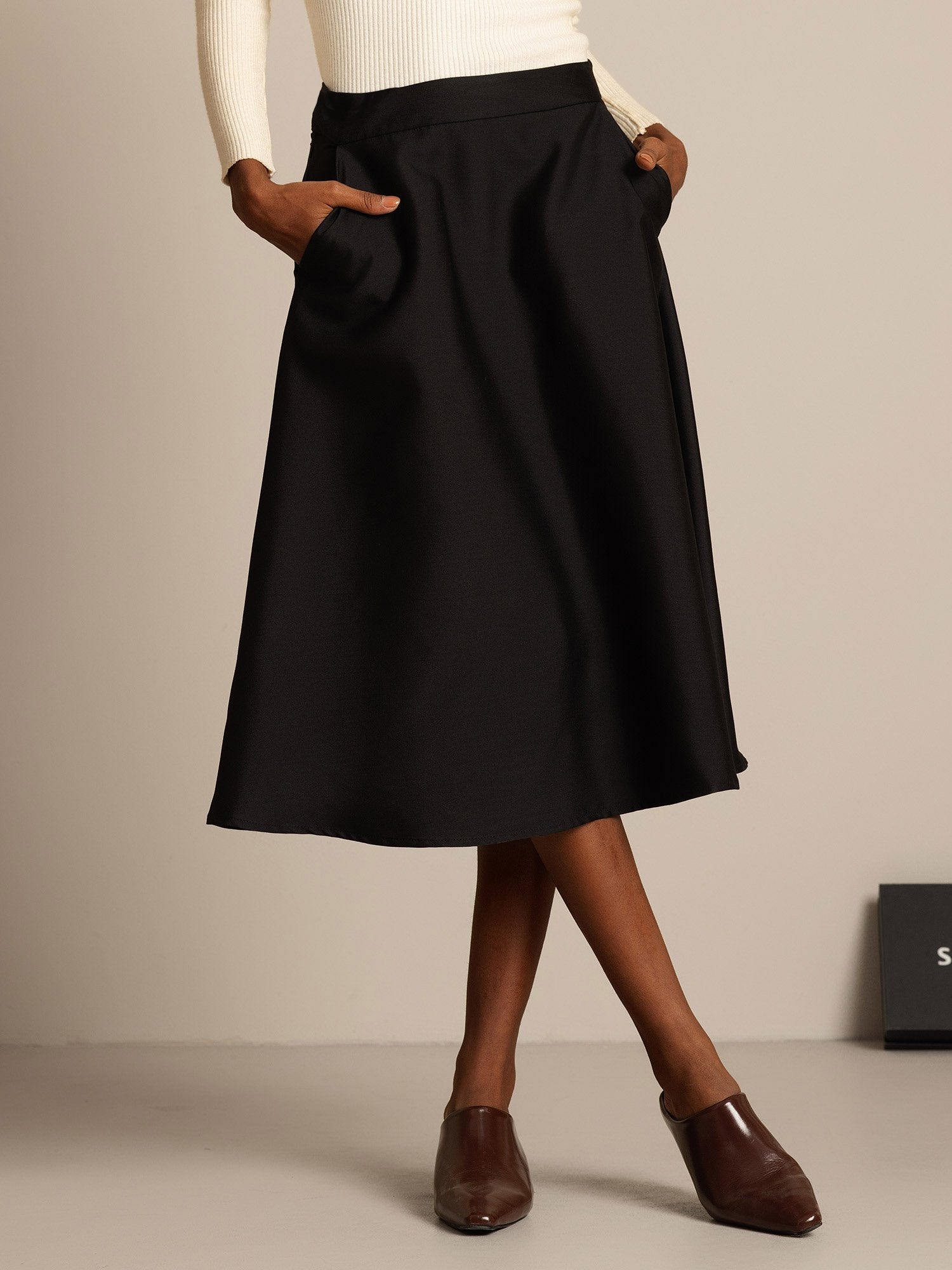 [Svart] SilkSilky-SE 32Momme Silk-Wool Blend Skirt 001,