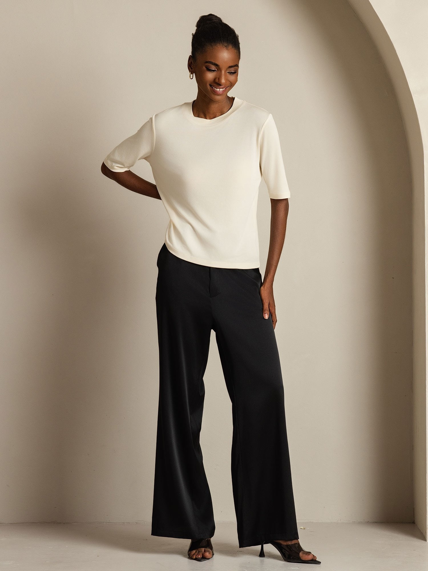 [Beige] SilkSilky-SE Rent Silke Womens T-Shirt 007