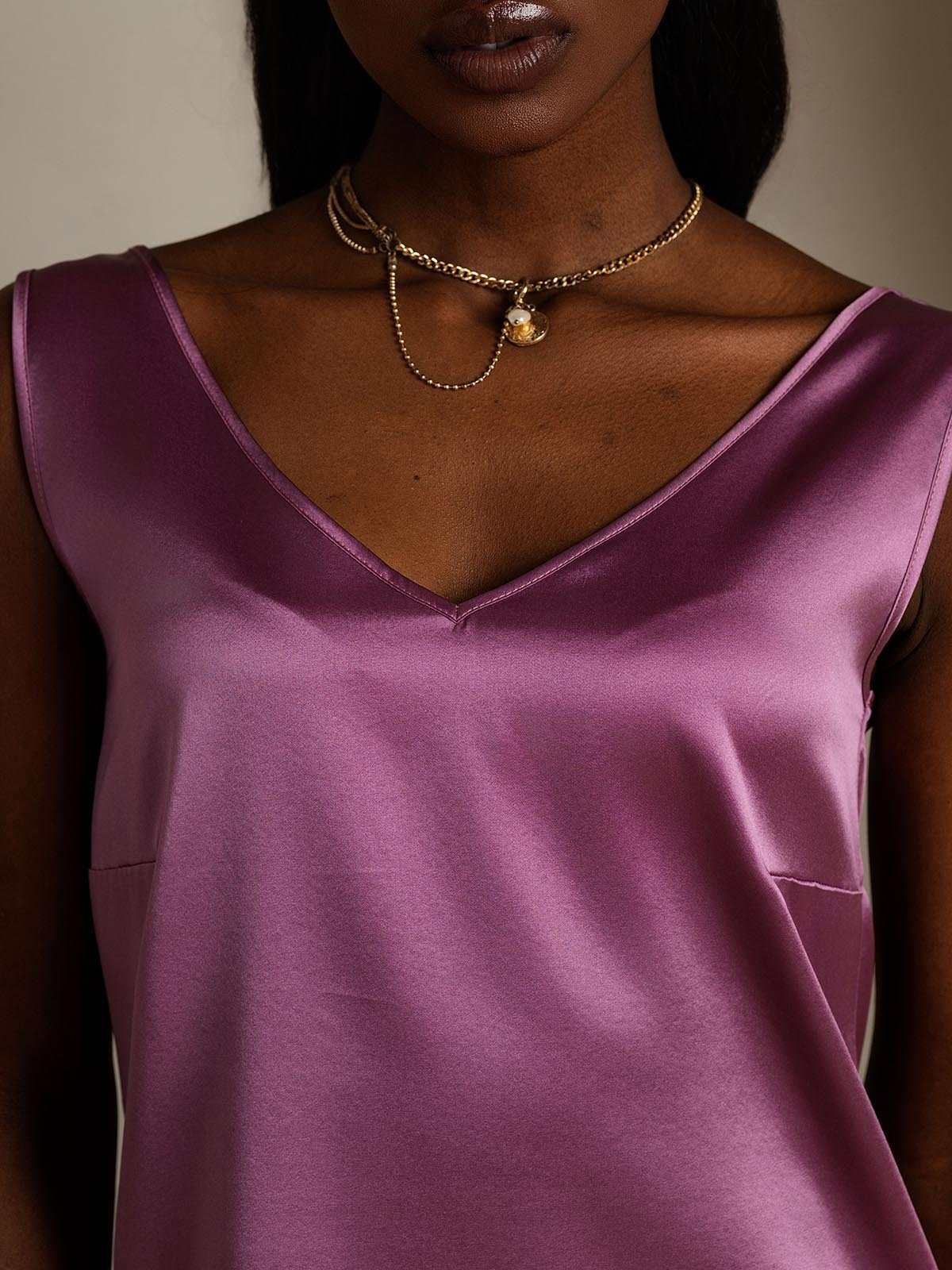 [Mörklila] SilkSilky-SE 19Momme Ärmlös V Ringning Cami Toppar 006