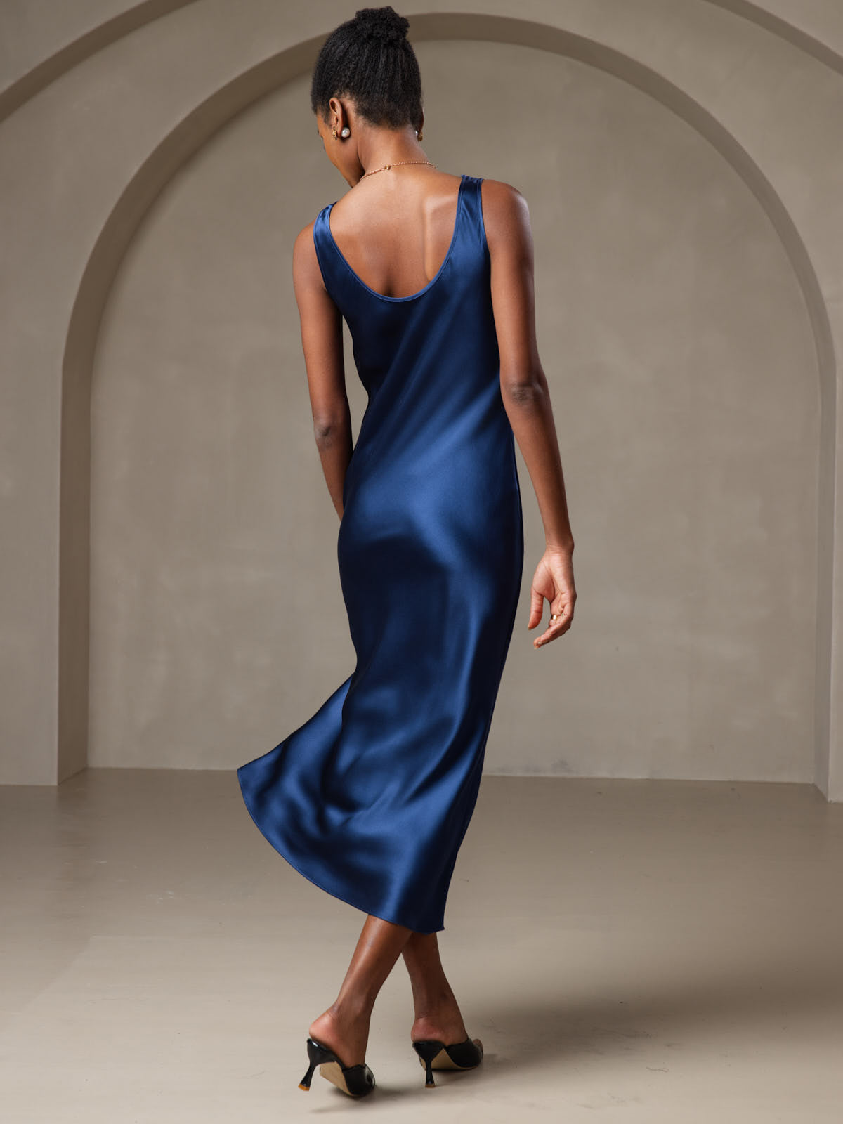 [Mörkblå] SilkSilky-SE Rent Silke Dress 002