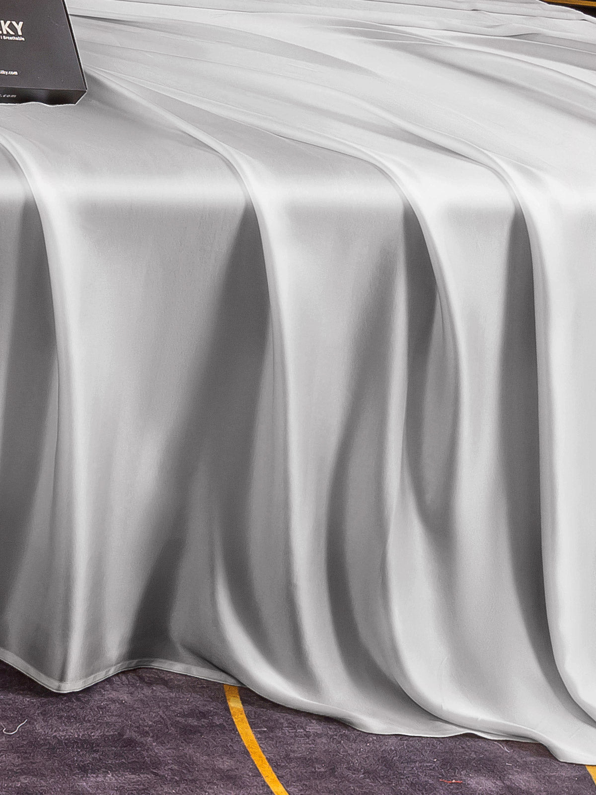 [Silver] SilkSilky-SE 25Momme Rent Silke Bedding Set 005