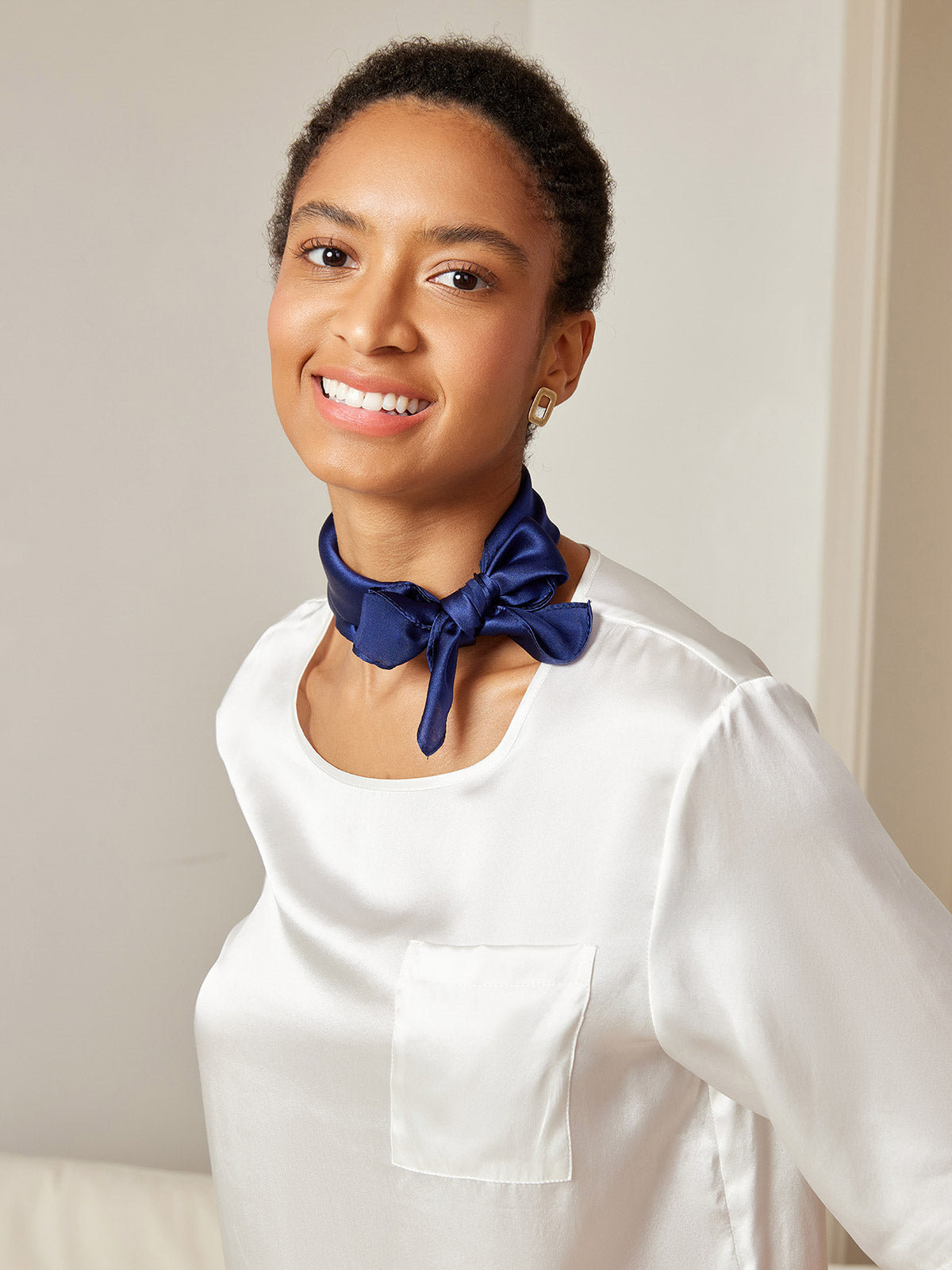 [Mörkblå] SilkSilky-SE Rent Silke Scarf 003