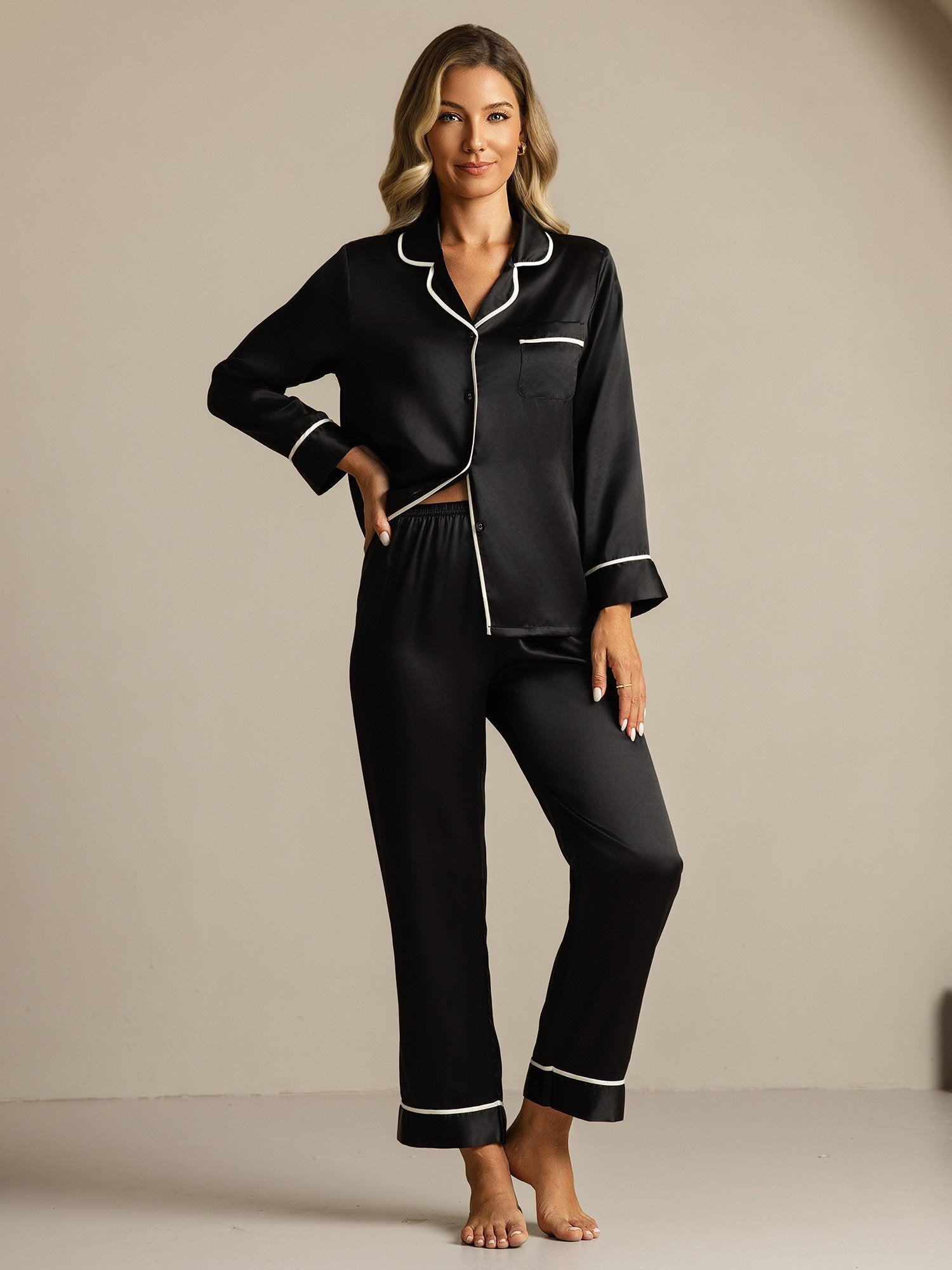 [Svart] SilkSilky-SE Lång Ärm Notchkrage Dam Pyjama 006