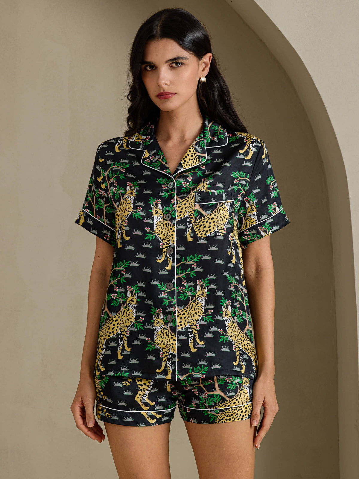 [Svart Serval] SilkSilky-SE Short Sleeve Notch Collar Dam Pyjama 001