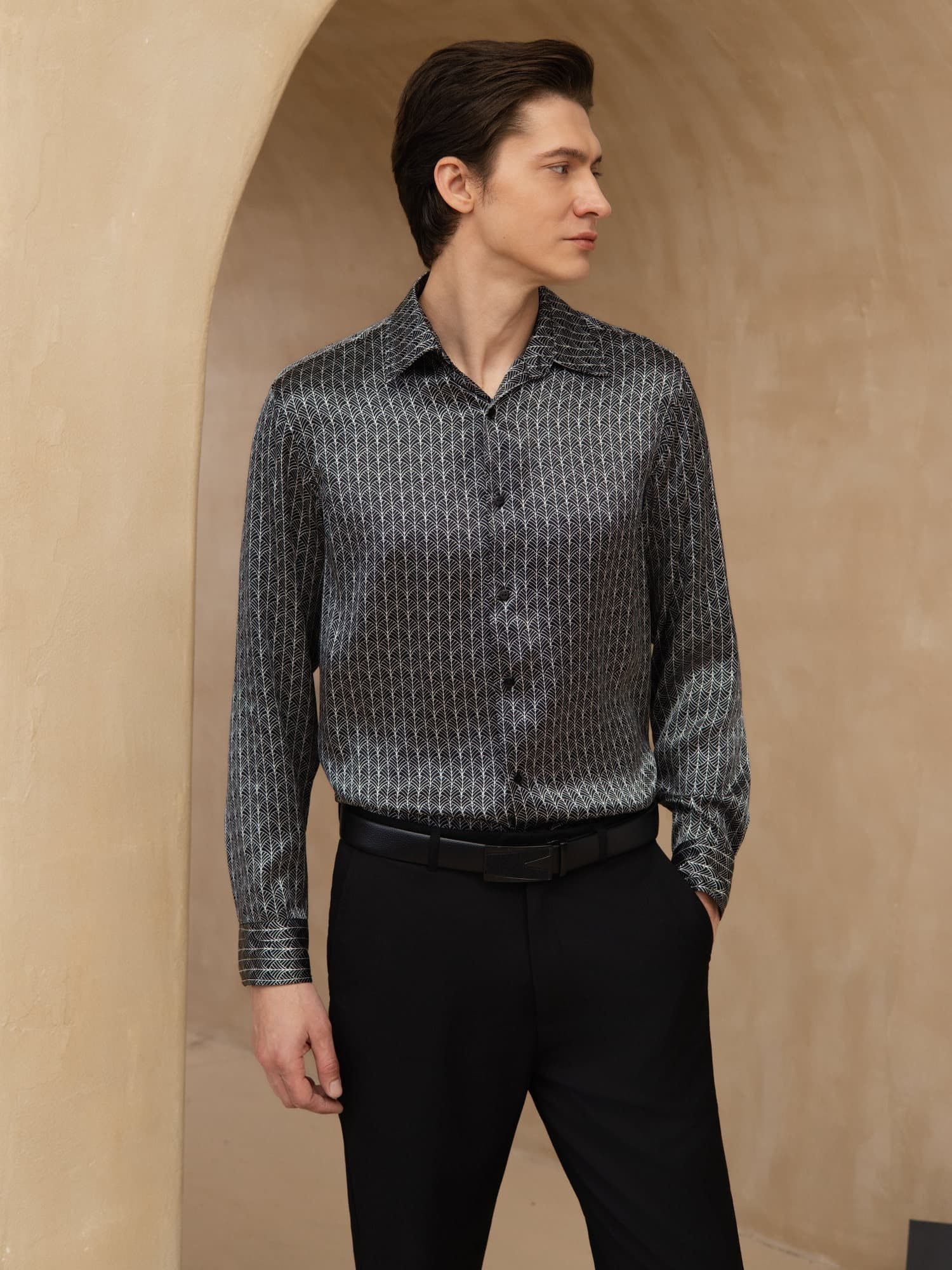 [Svart Ginkgo] SilkSilky-SE Lång Ärm Slagkrage Herrskjorta 004