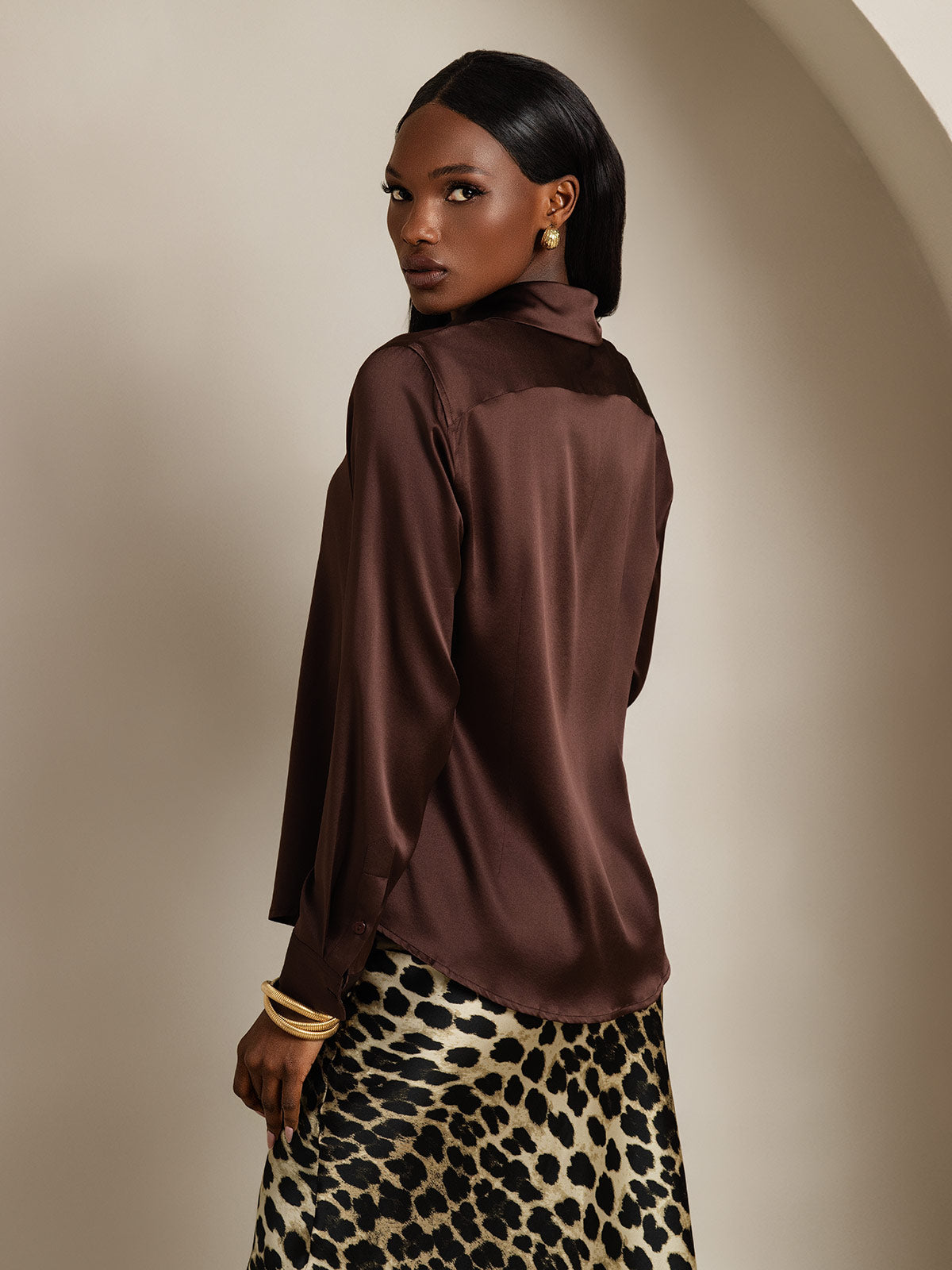 [Mörk Choklad] SilkSilky-SE Silke Lång Ärm Krage Damskjorta 002